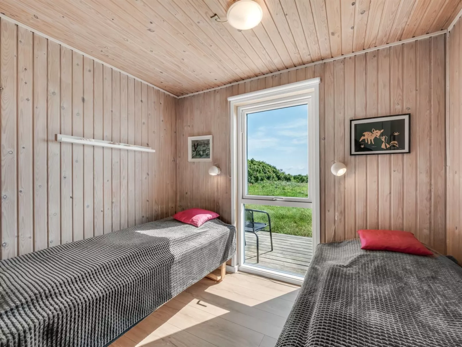 "Talia" -  from the sea-Binnen