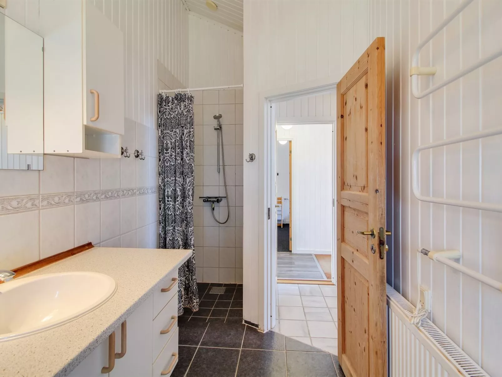 "Rani" - 800m from the sea-Binnen