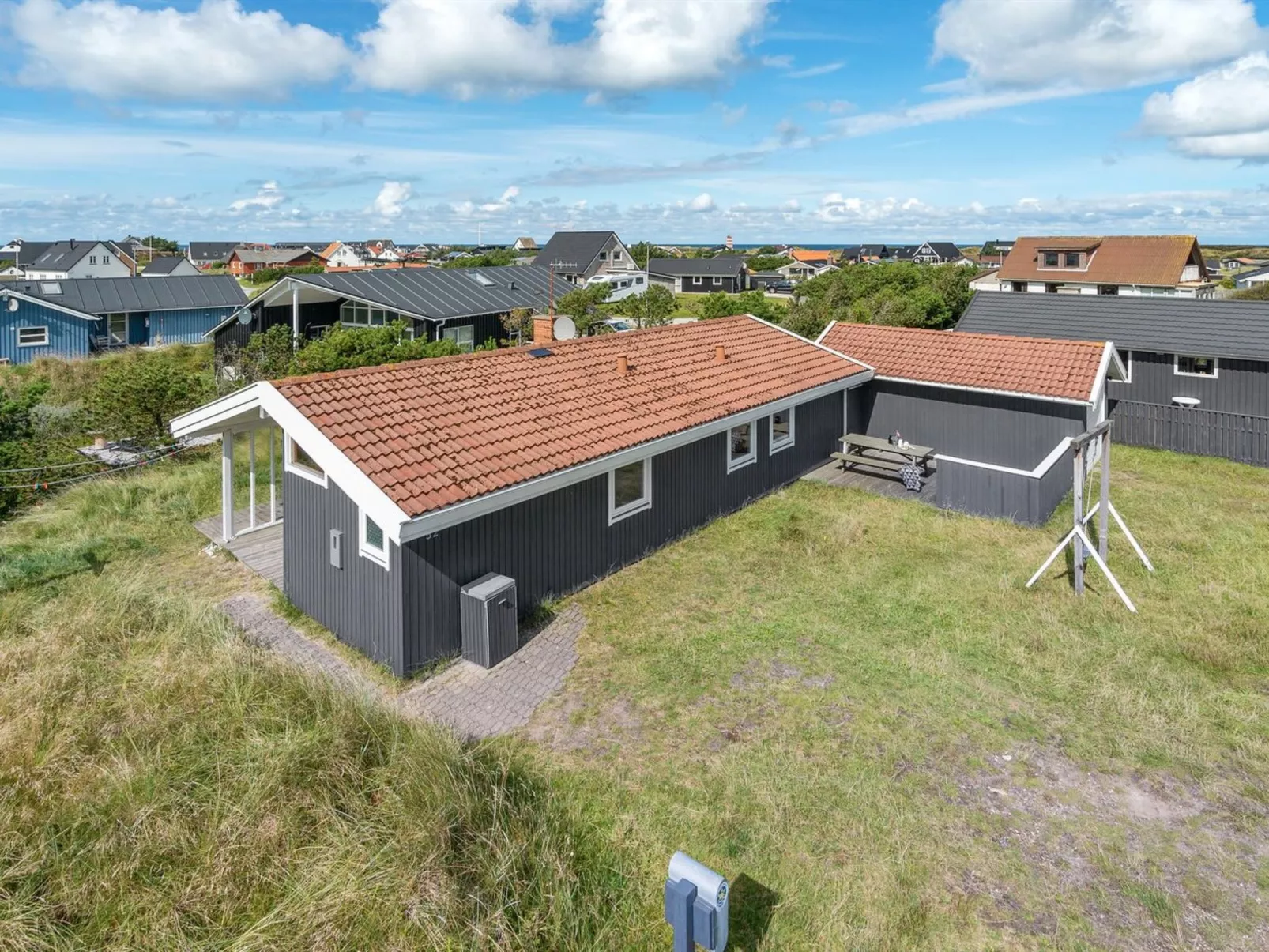 "Siri" - 400m from the sea-Buiten