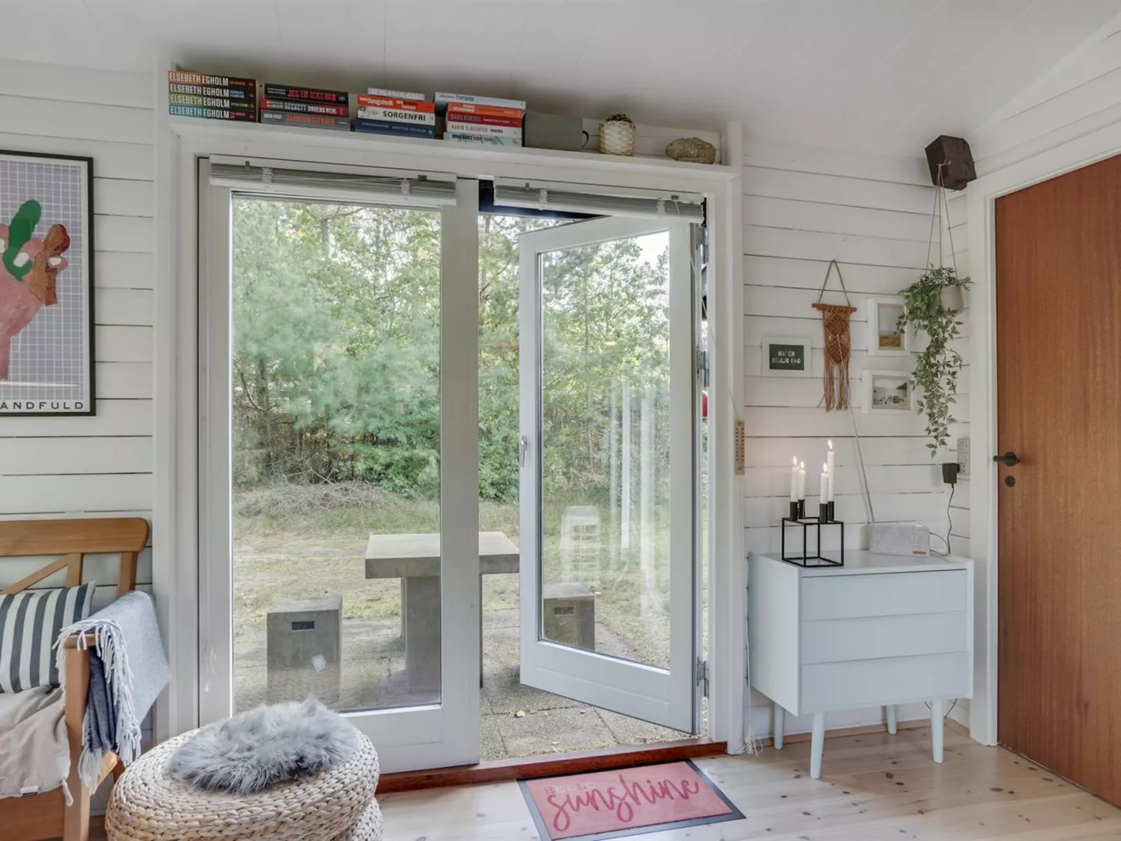 "Susannah" -  from the sea-Binnen