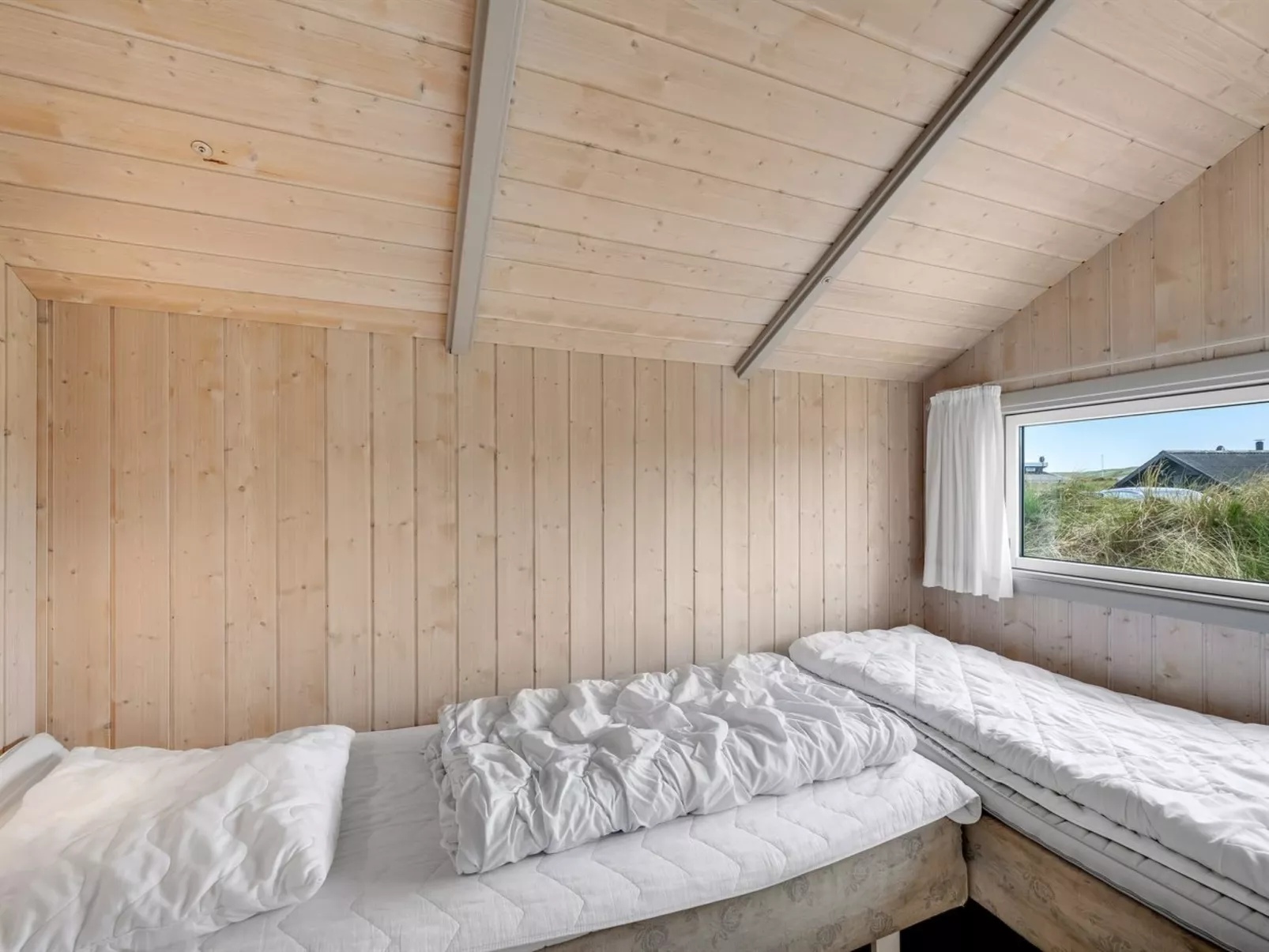 "Tuure" -  from the sea-Binnen