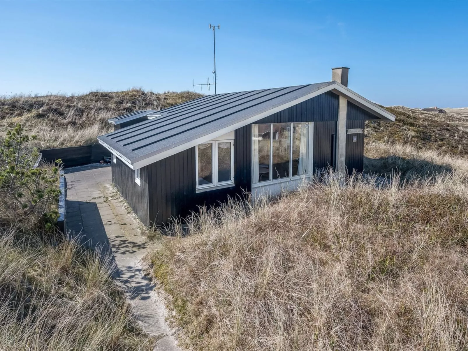 "Vina" - 200m to the fjord-Buiten