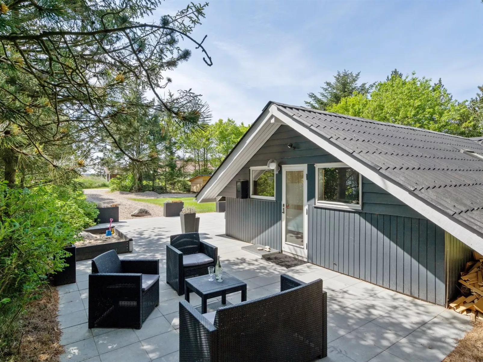 "Hjalmara" - 900m from the sea-Buiten