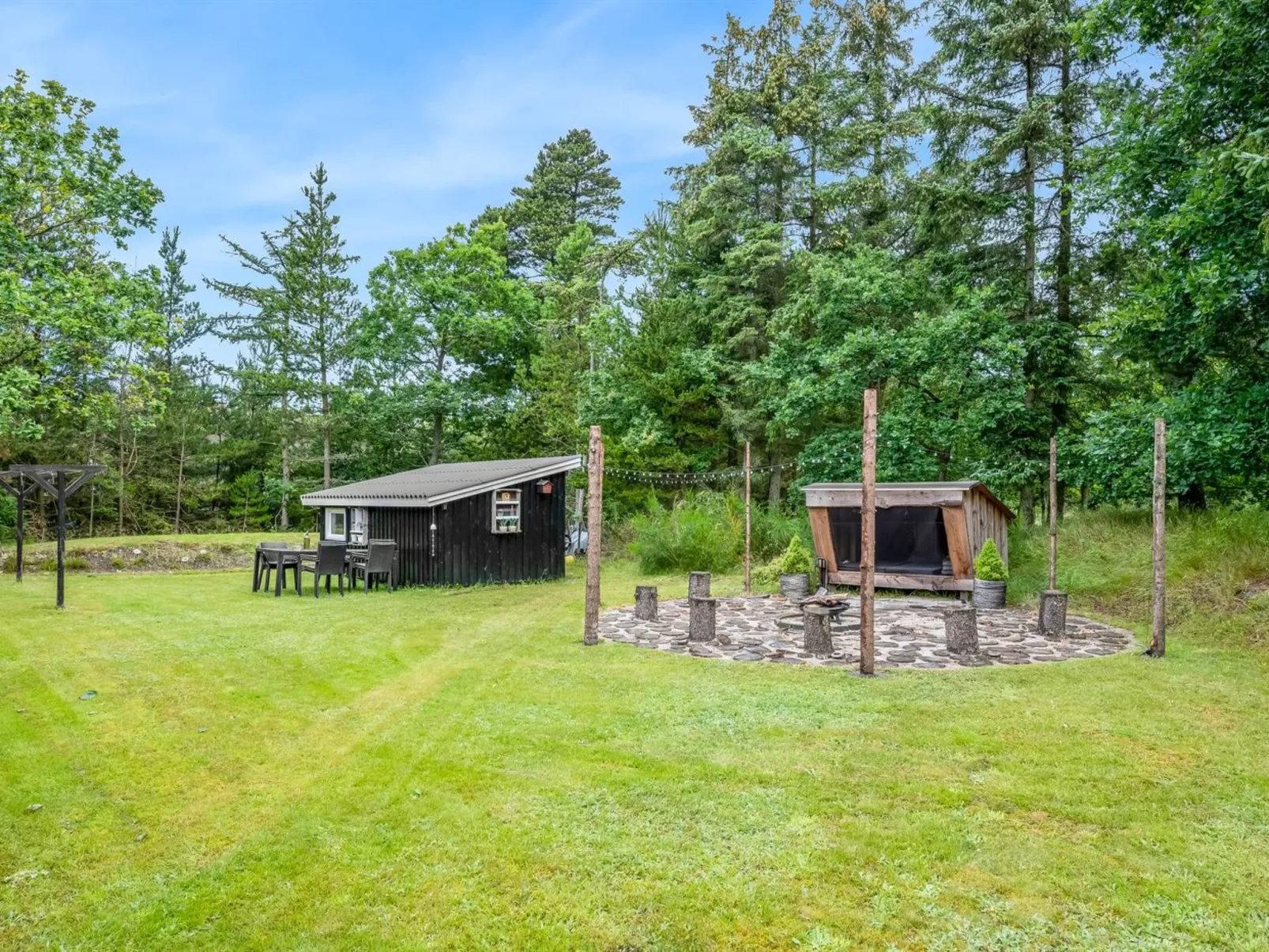 "Arttu" - 2.4km from the sea-Buiten