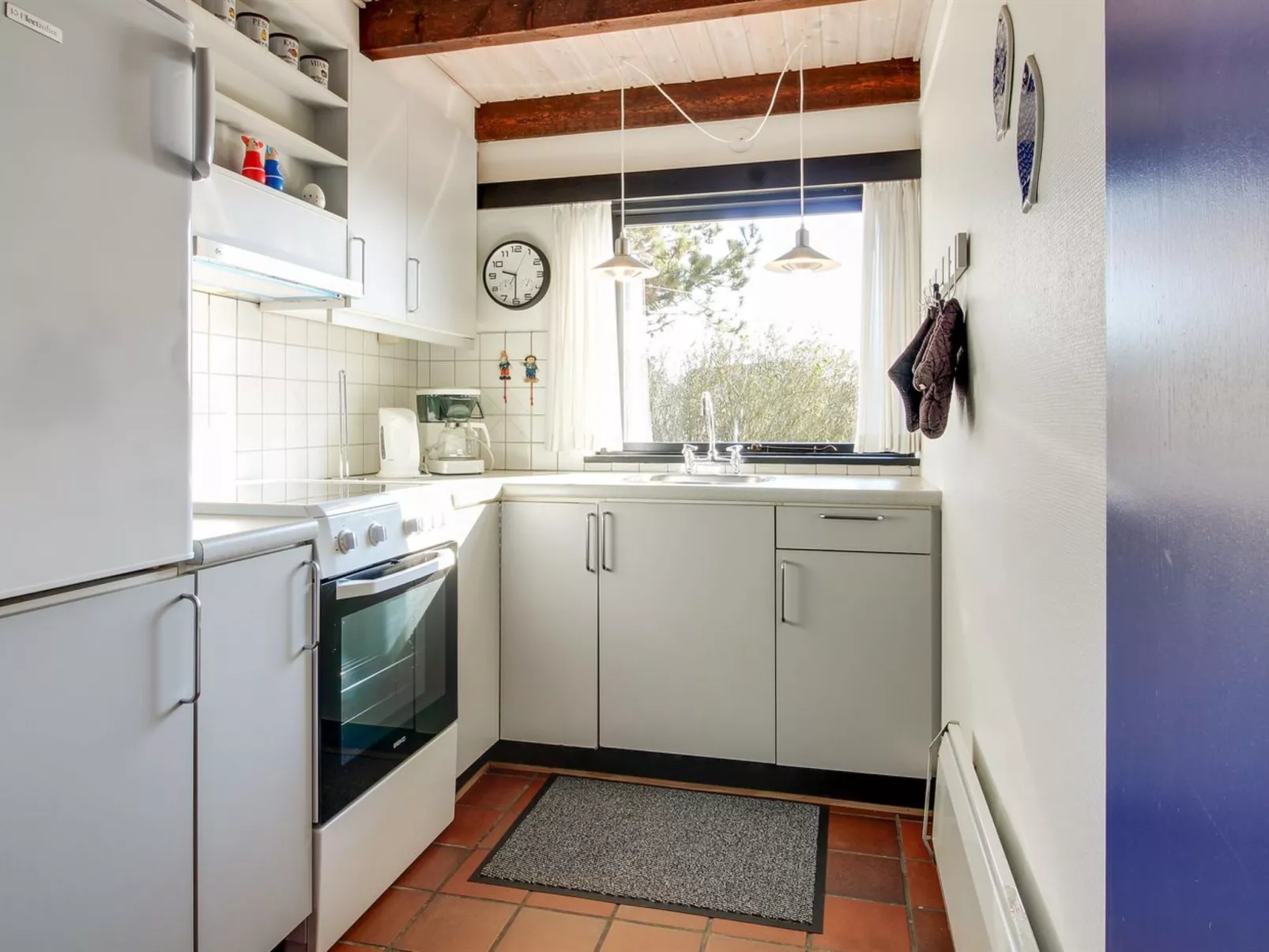 "Pisana" - 400m from the sea-Binnen