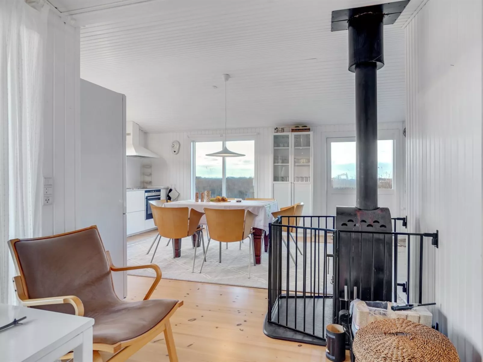 "Danja" - 300m from the sea-Binnen