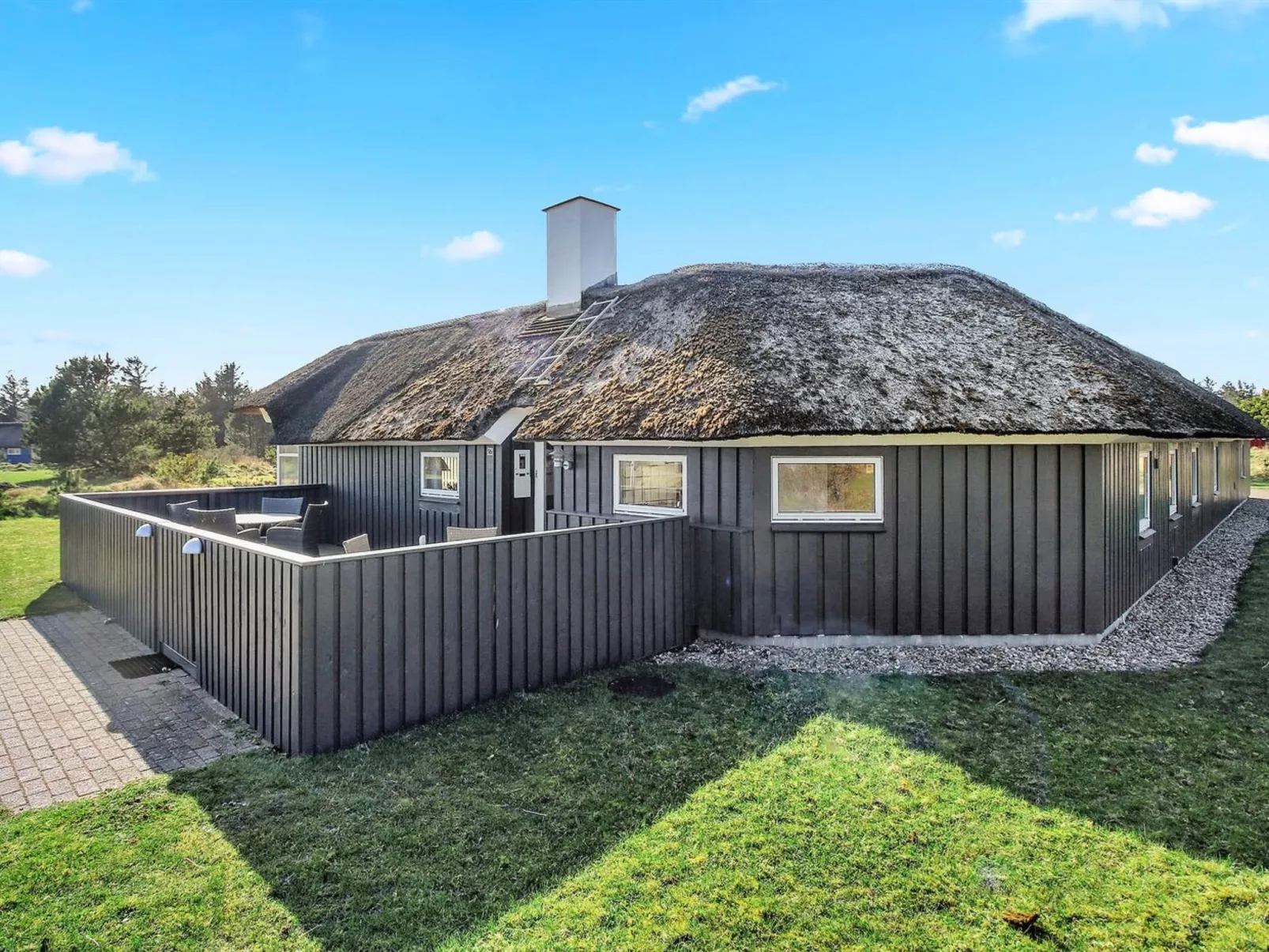 "Ansine" - 1.2km from the sea-Buiten