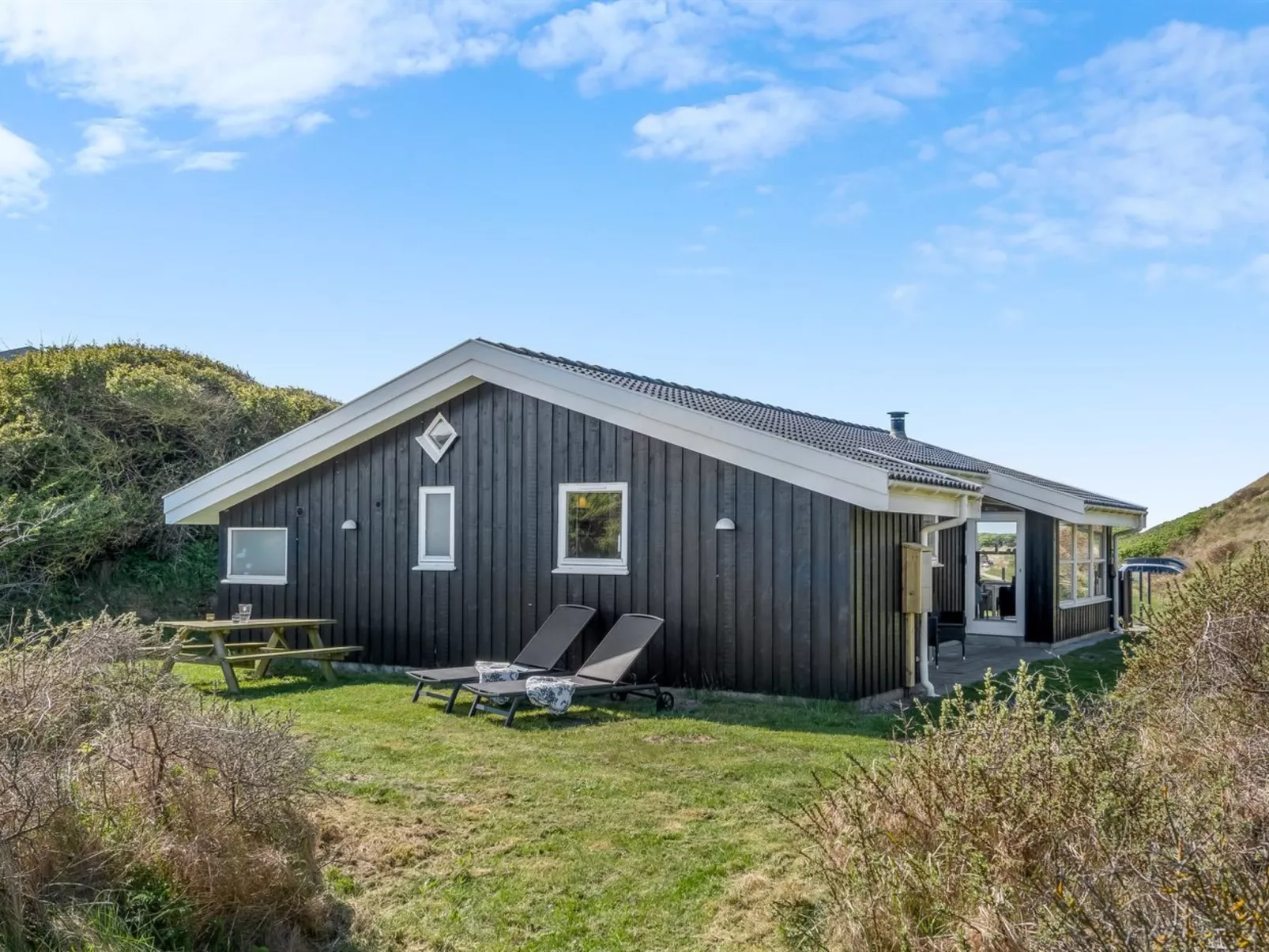 "Idalia" - 125m from the sea-Buiten