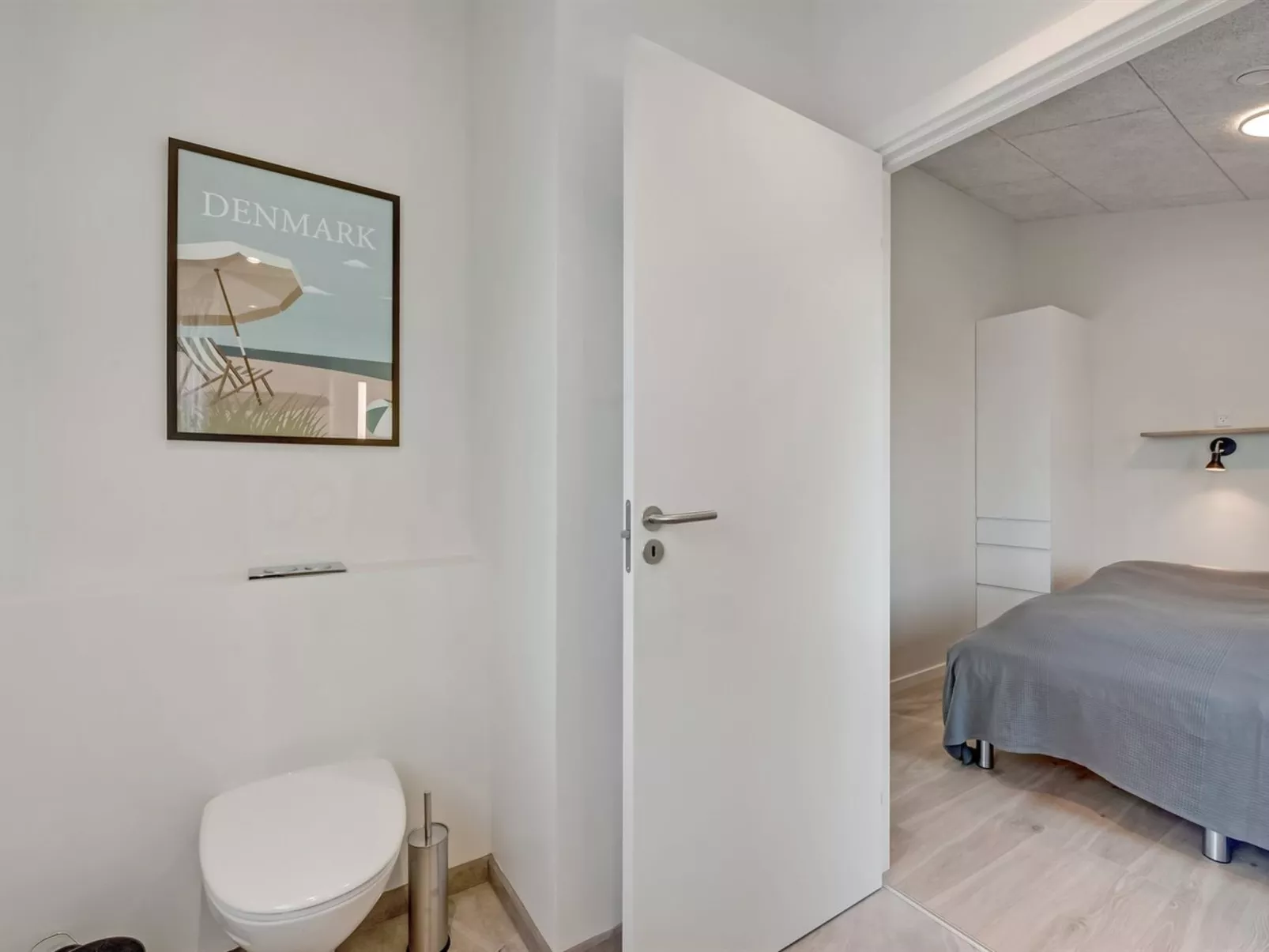 "Birger" - 300m from the sea-Binnen