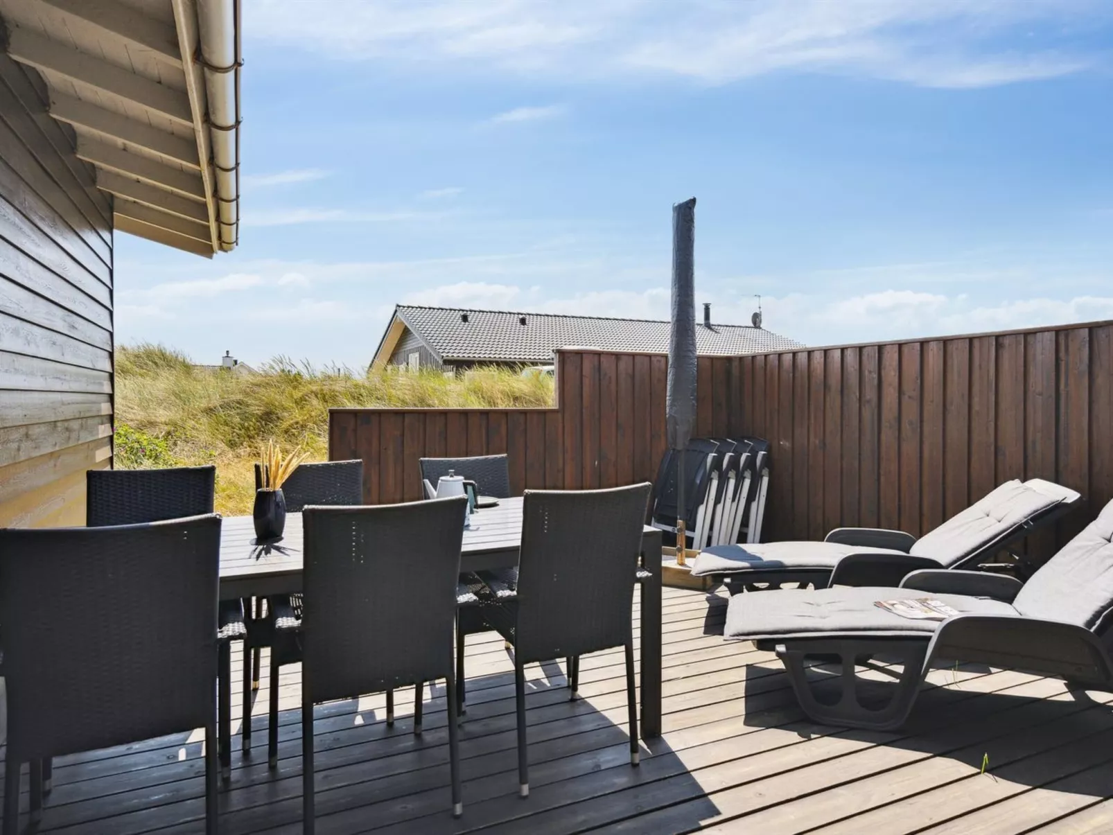 "Evelin" -  from the sea-Buiten