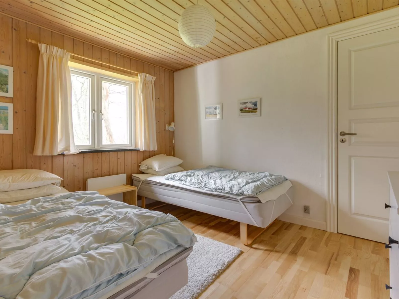 "Eina" - 250m from the sea-Binnen