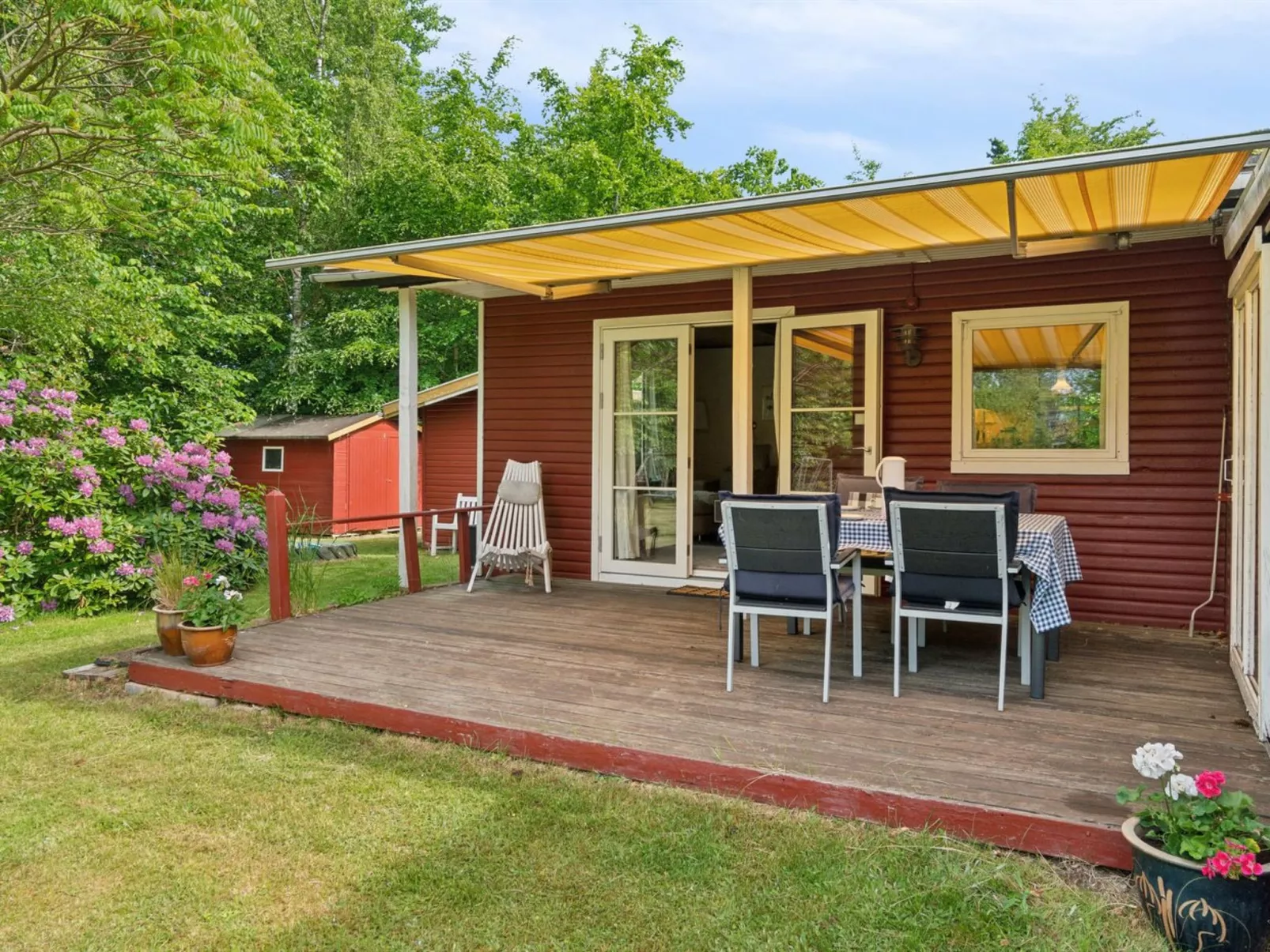 "Rahilka" - 700m from the sea-Buiten