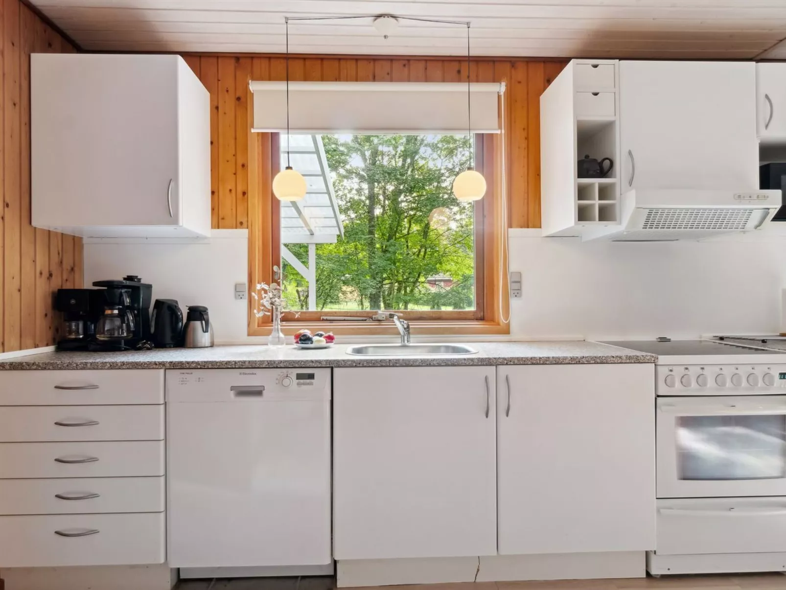 "Joske" - 250m from the sea-Binnen