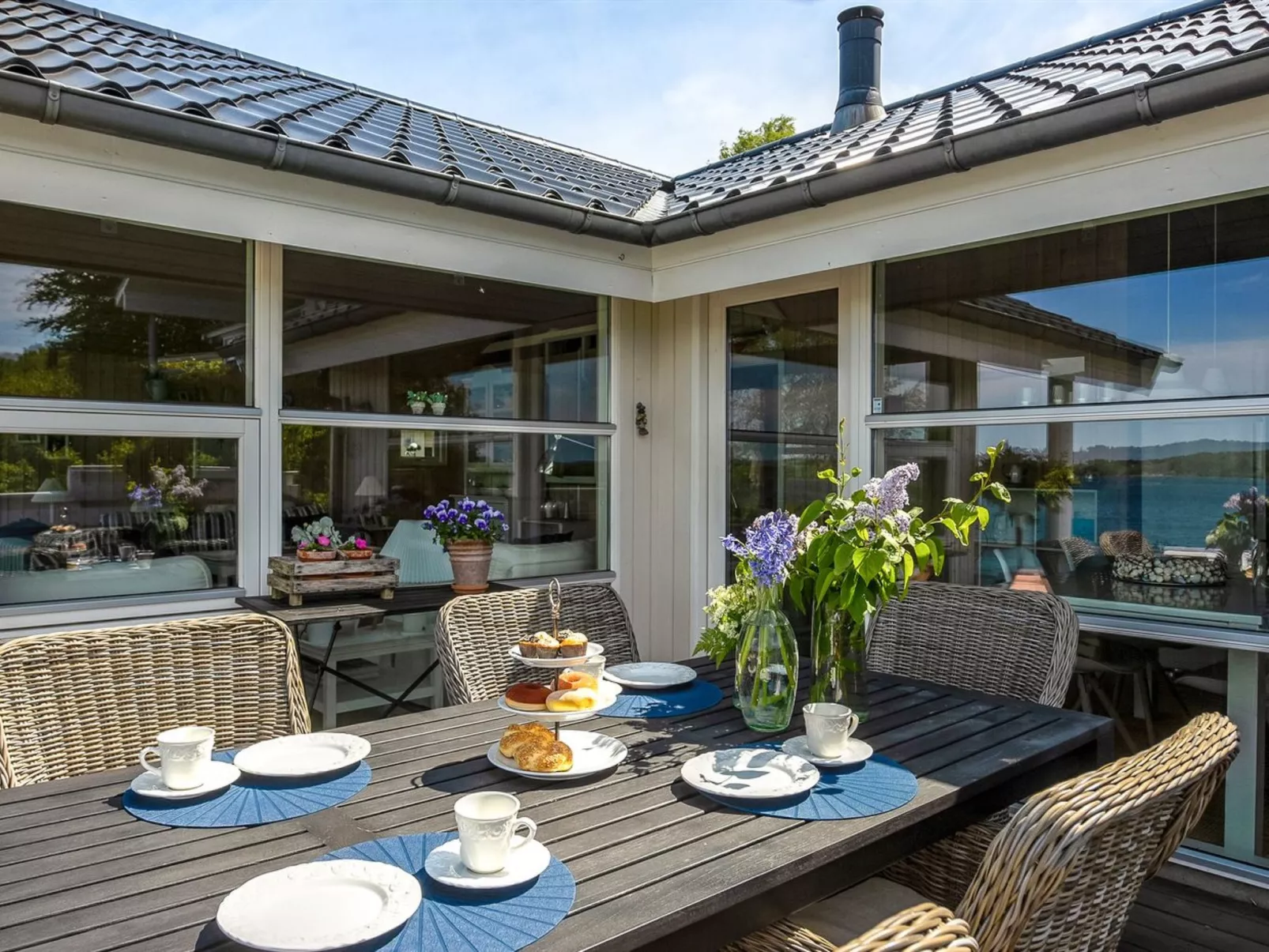 "Tini" - 50m to the fjord-Buiten