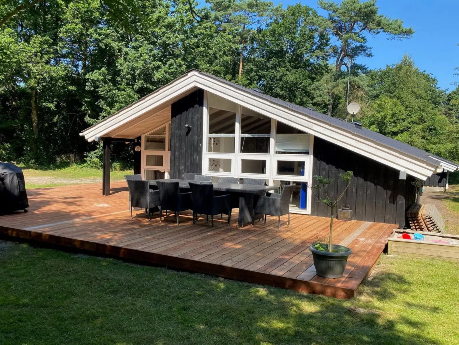 "Lovis" - 600m from the sea-Buiten