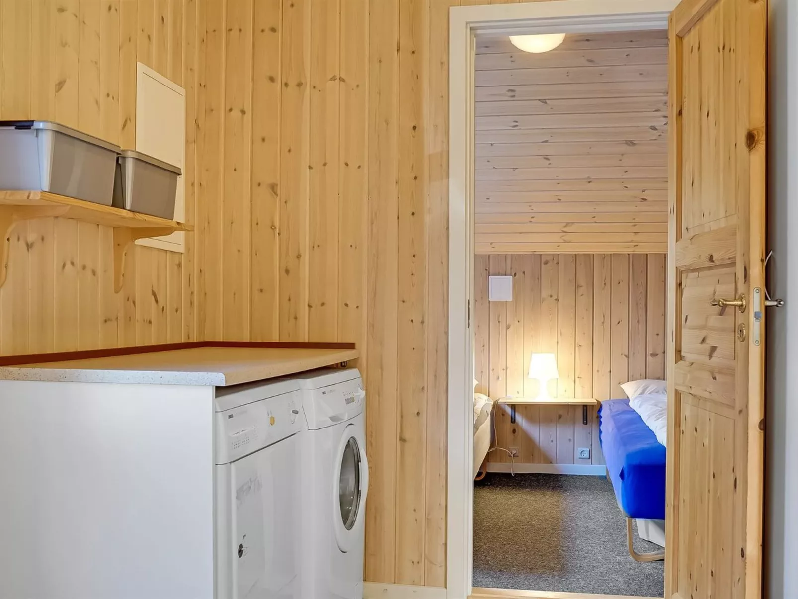 "Tyki" - 12km from the sea-Binnen