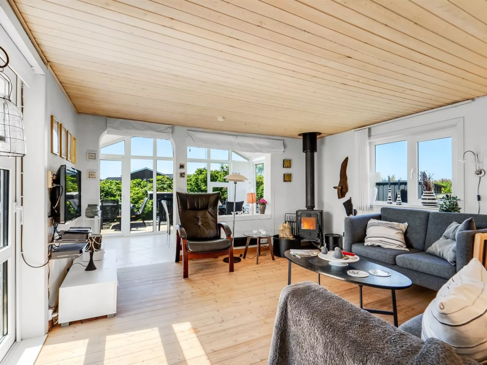 "Telse" - 375m from the sea-Binnen