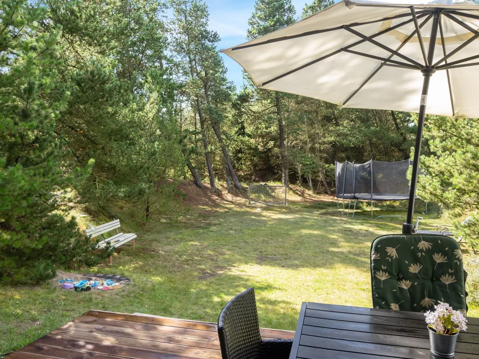 "Benedikta" - 2.4km from the sea-Buiten