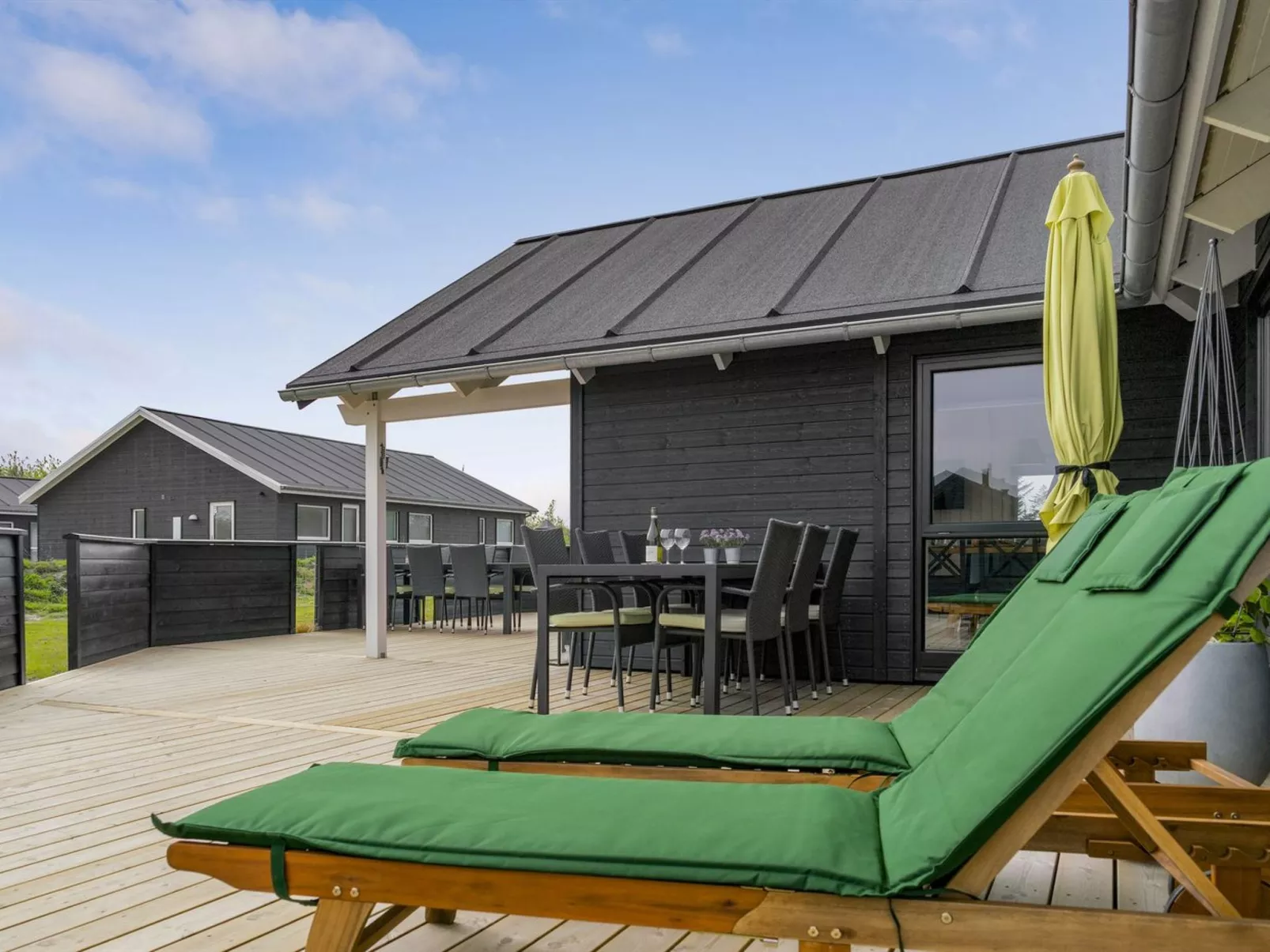 "Ina" - 1.2km from the sea-Buiten