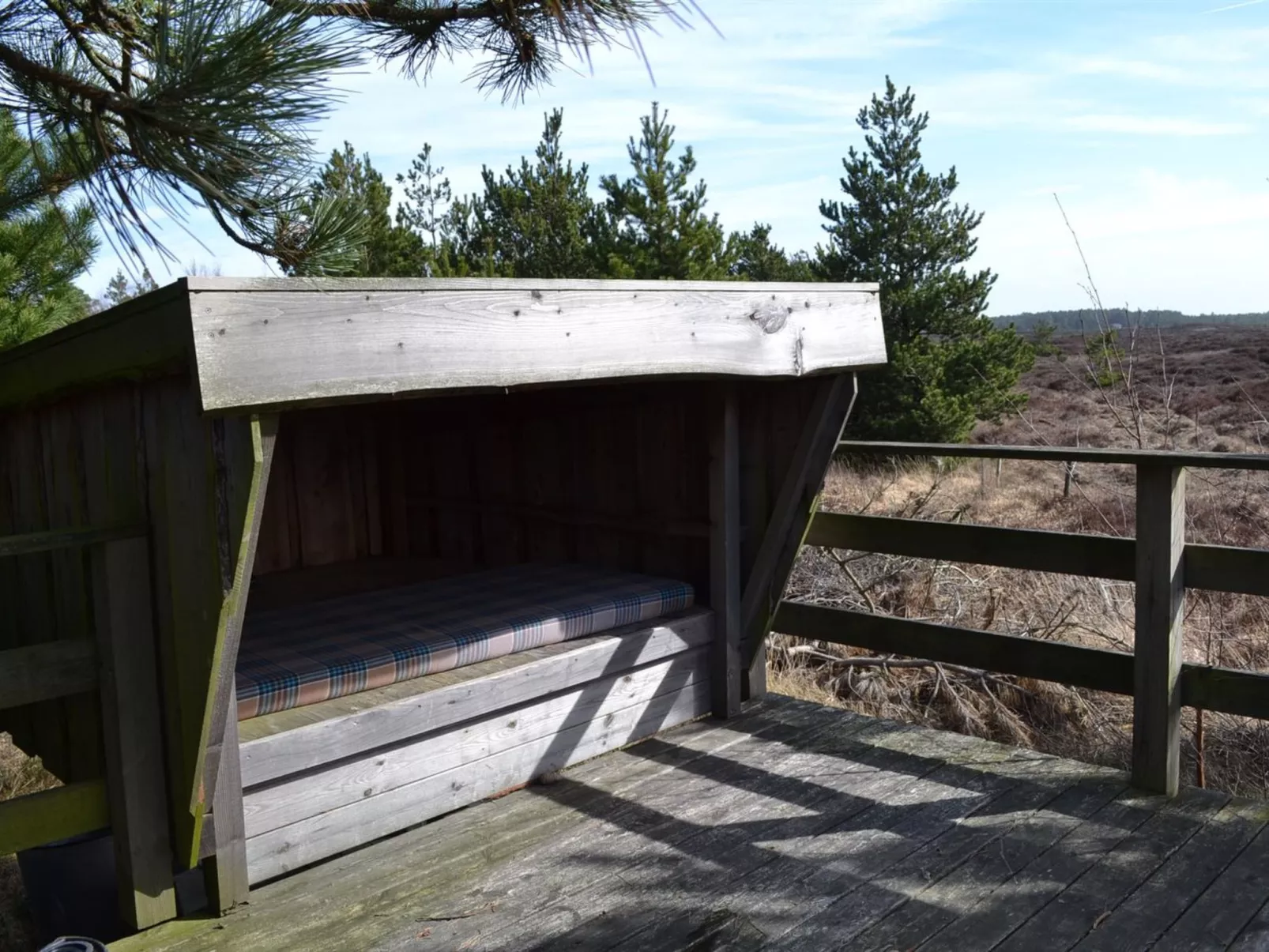 "Trana" - 2km from the sea-Binnen