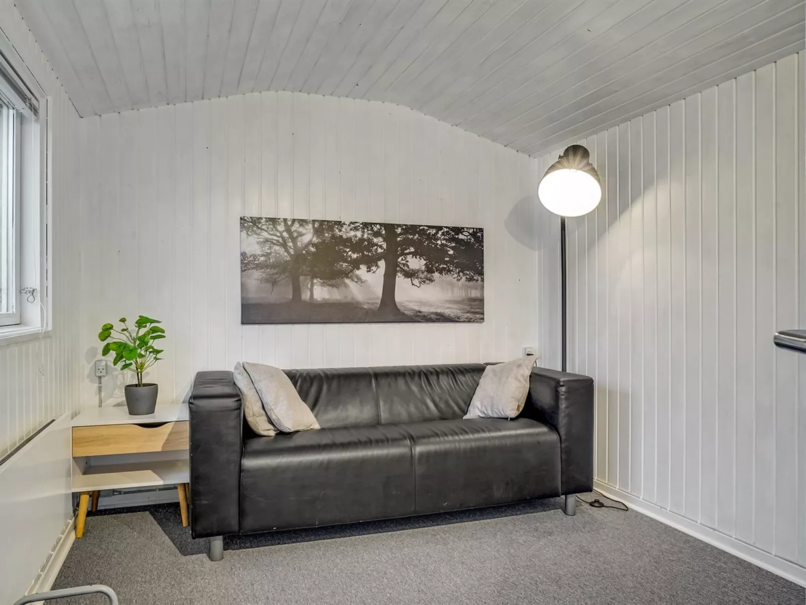 "Leonor" - 300m from the sea-Binnen