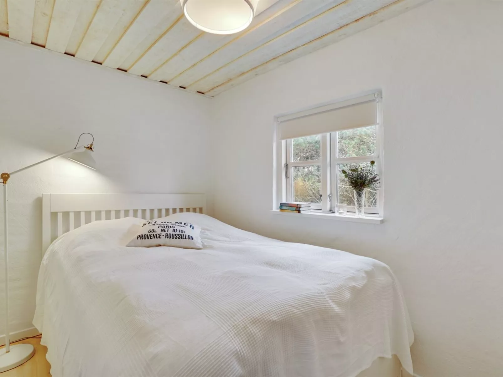 "Meindor" - 350m from the sea-Binnen