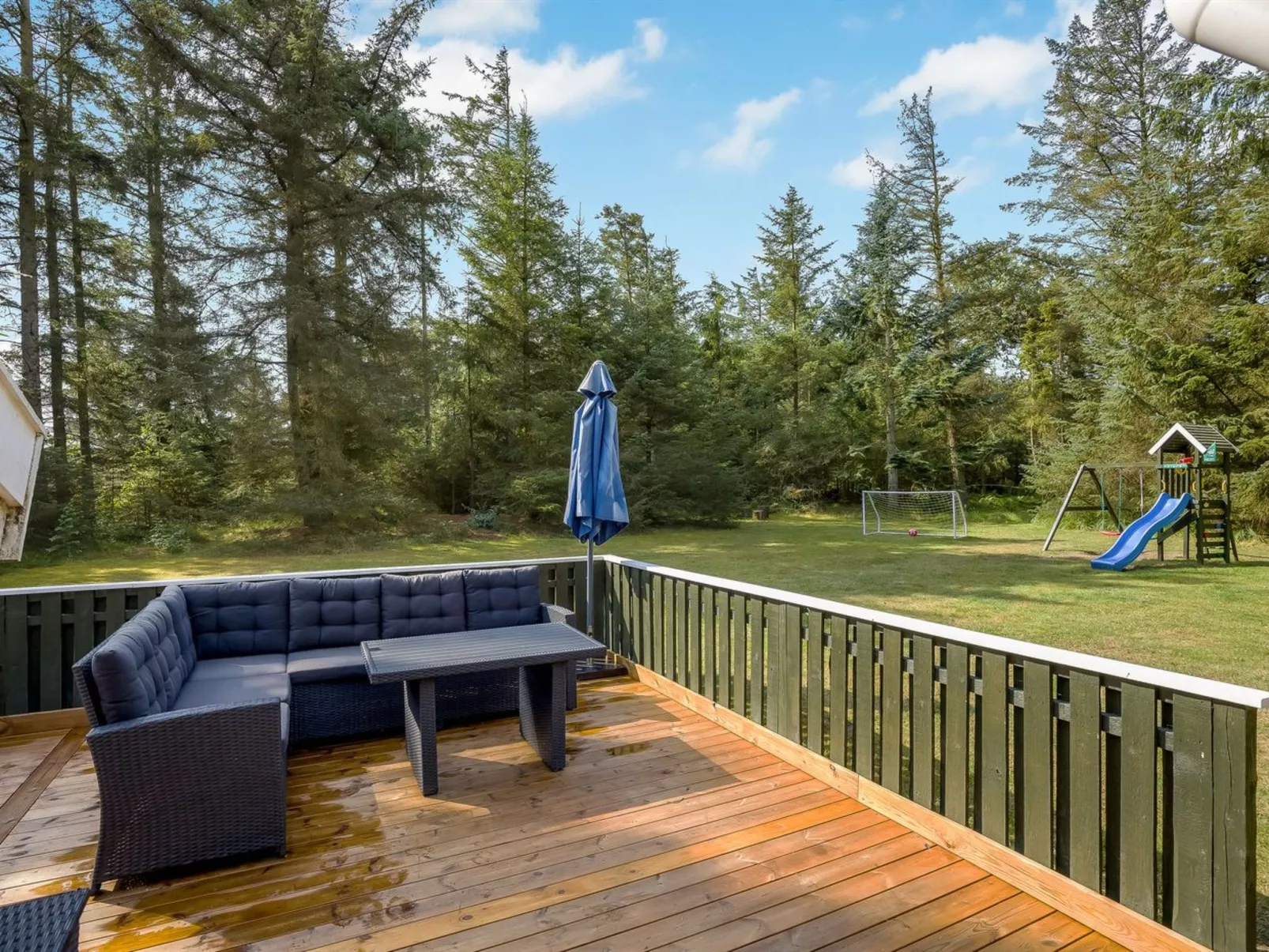 "Sunneva" - 1km from the sea-Buiten