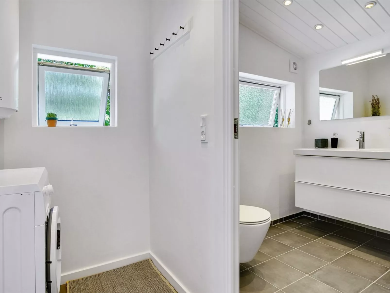 "Tannie" - 300m from the sea-Binnen