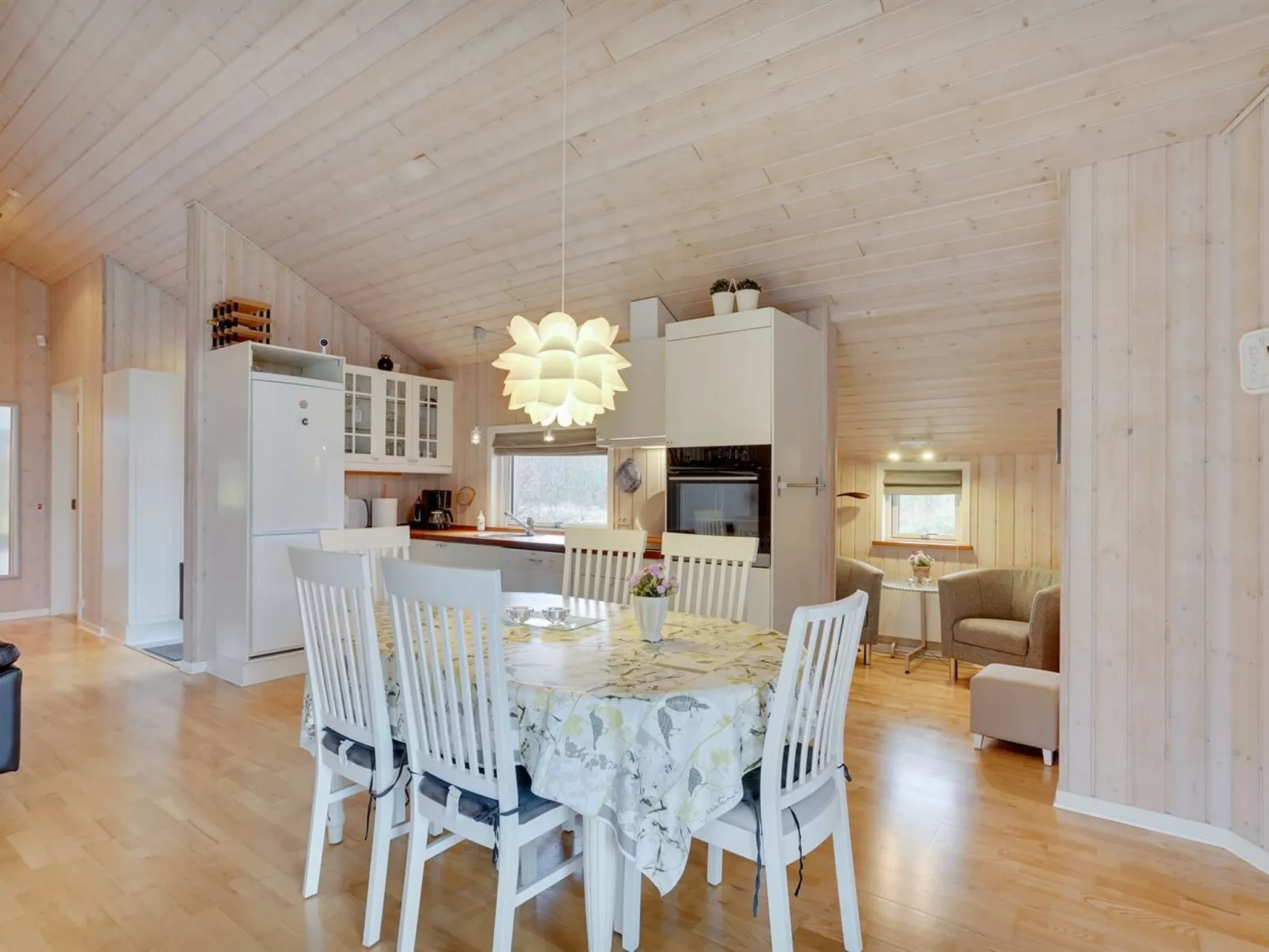 "Tatti" - 30km from the sea-Binnen