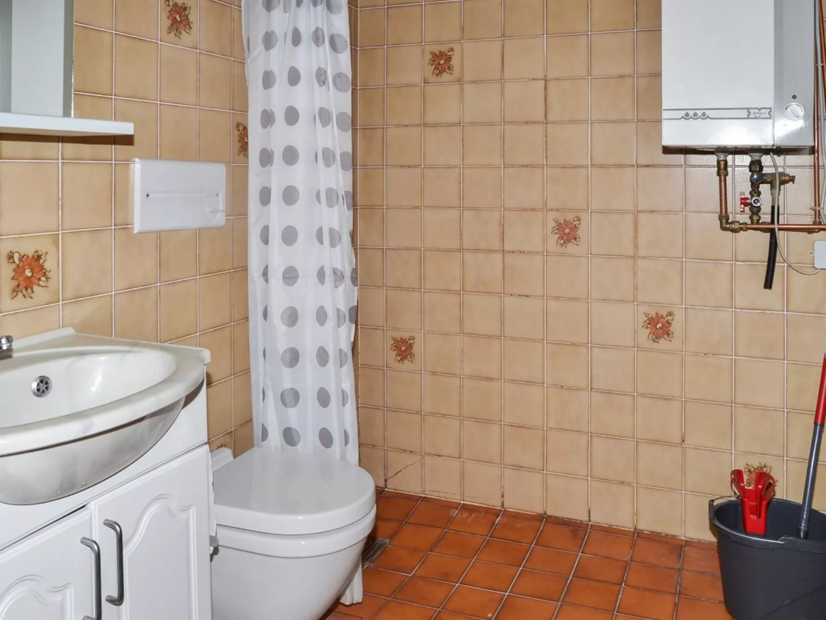 "Urmas" - 1km from the sea-Binnen