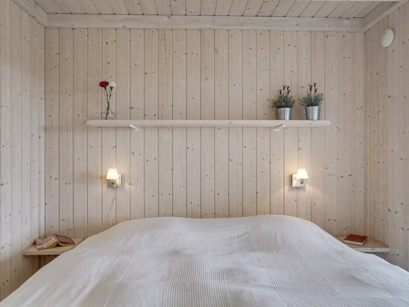 "Joella" - 200m from the sea-Binnen