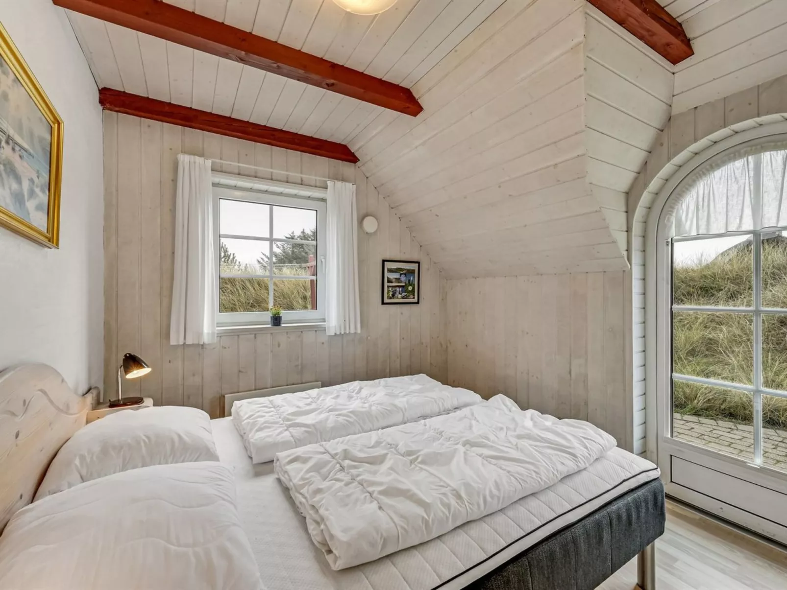 "Sannie" - 450m from the sea-Binnen