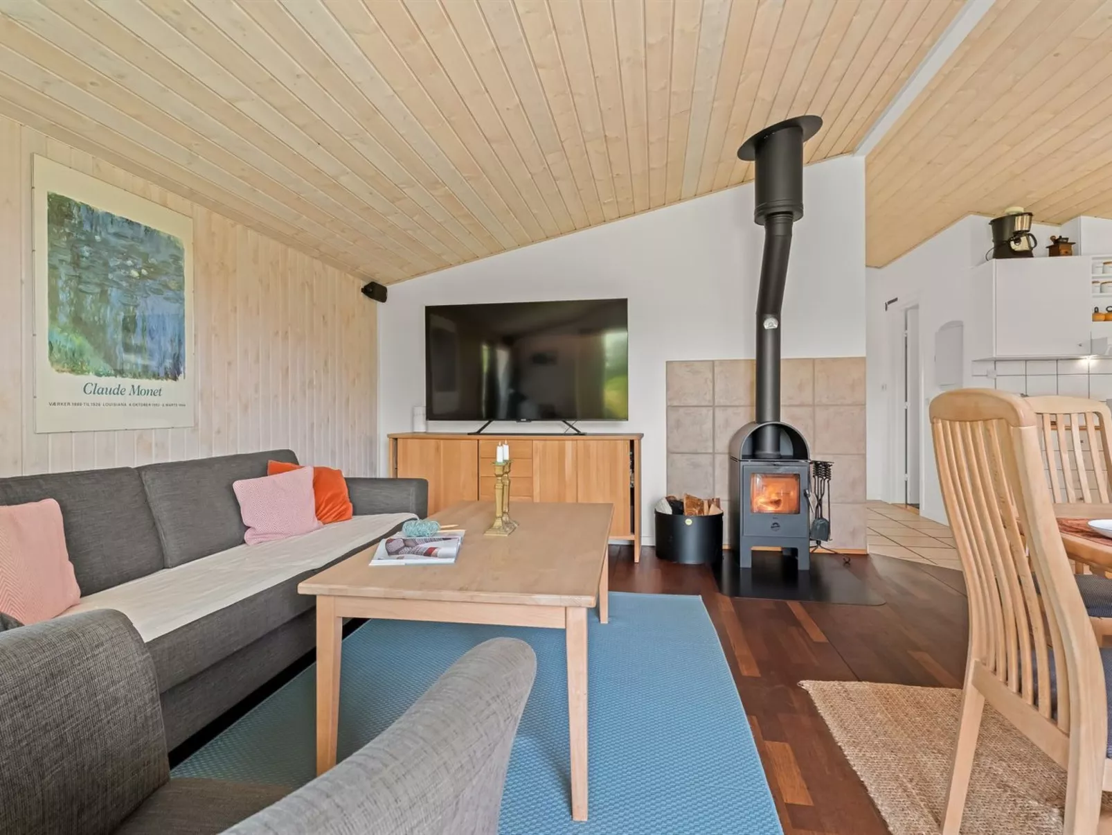 "Allie" - 150m from the sea-Binnen