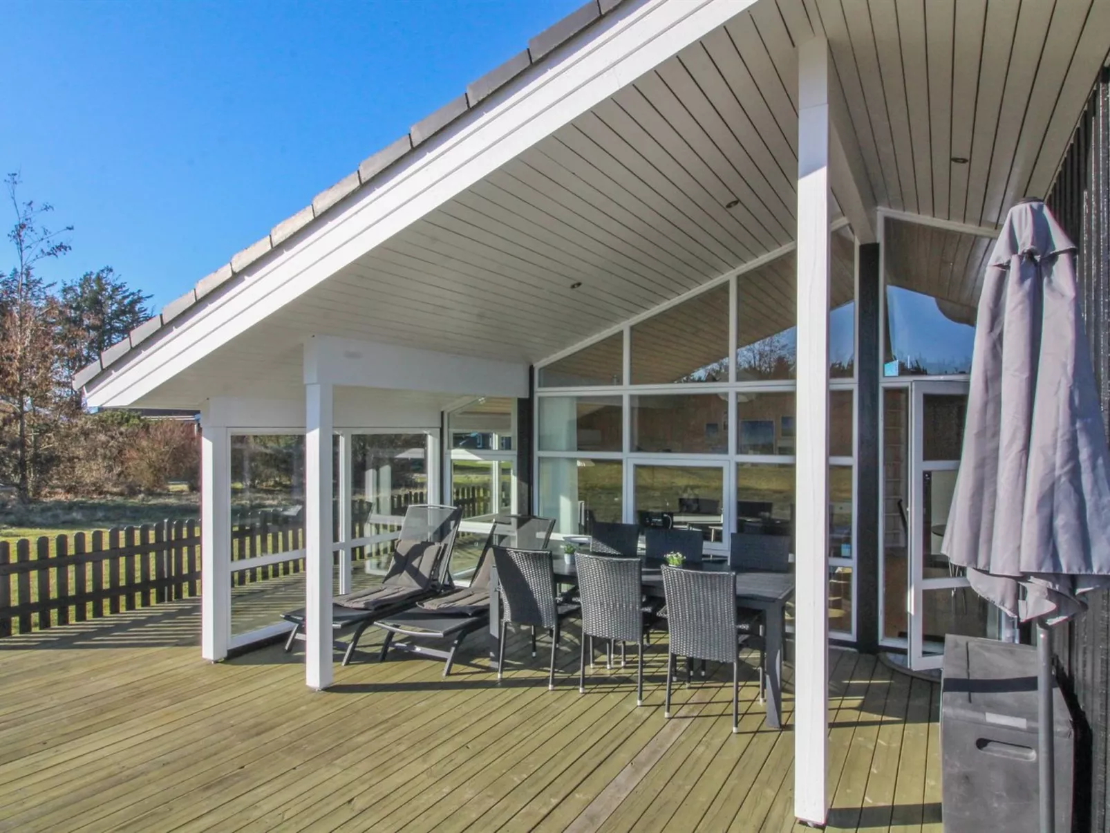 "Nynke" - 600m from the sea-Buiten