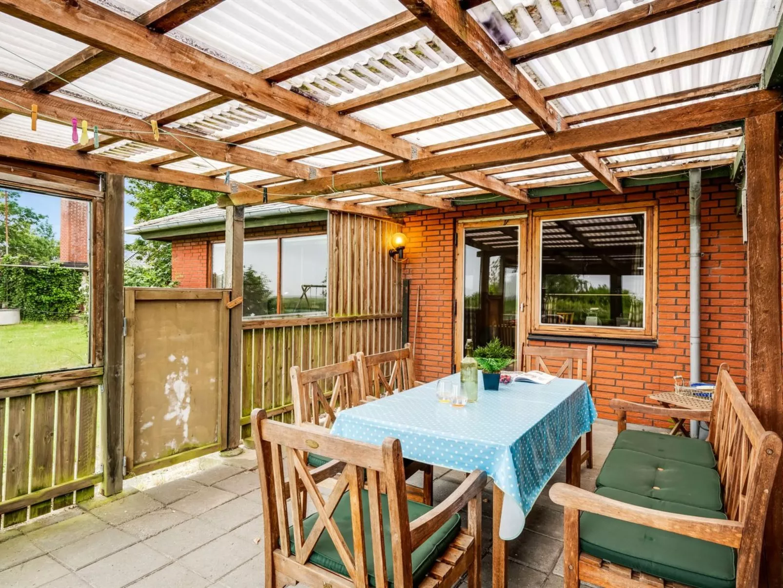 "Jalmari" - 3.5km from the sea-Buiten