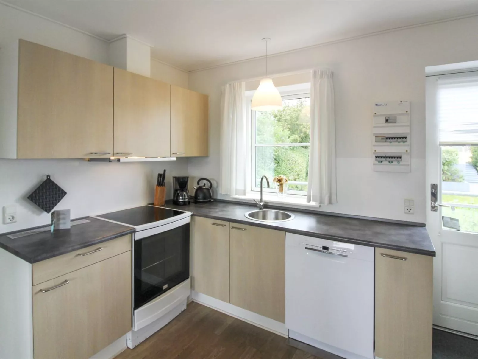 "Hermann" - 100m from the sea-Binnen