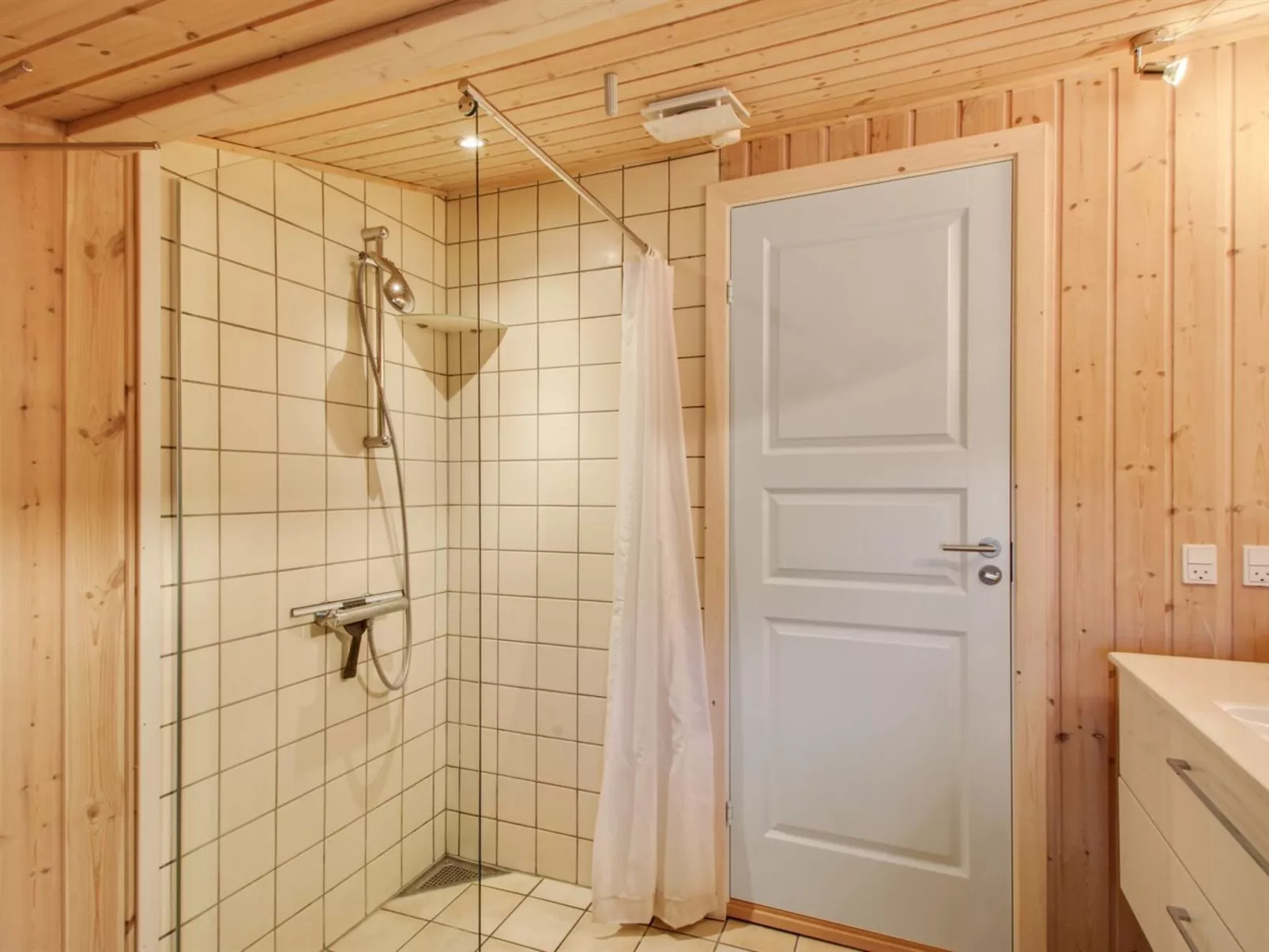 "Salgarth" - 450m from the sea-Binnen