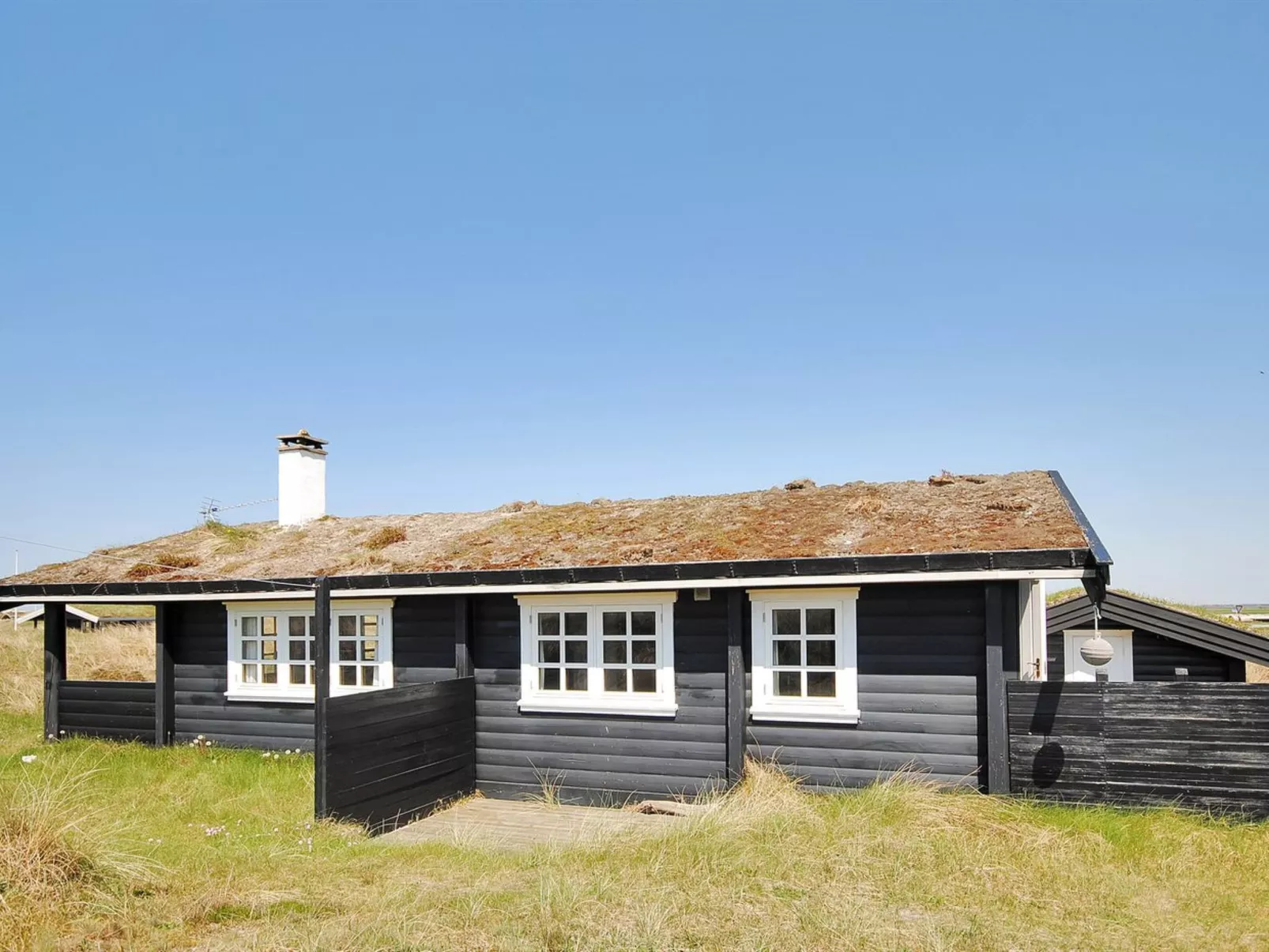 "Herfrith" -  from the sea-Buiten