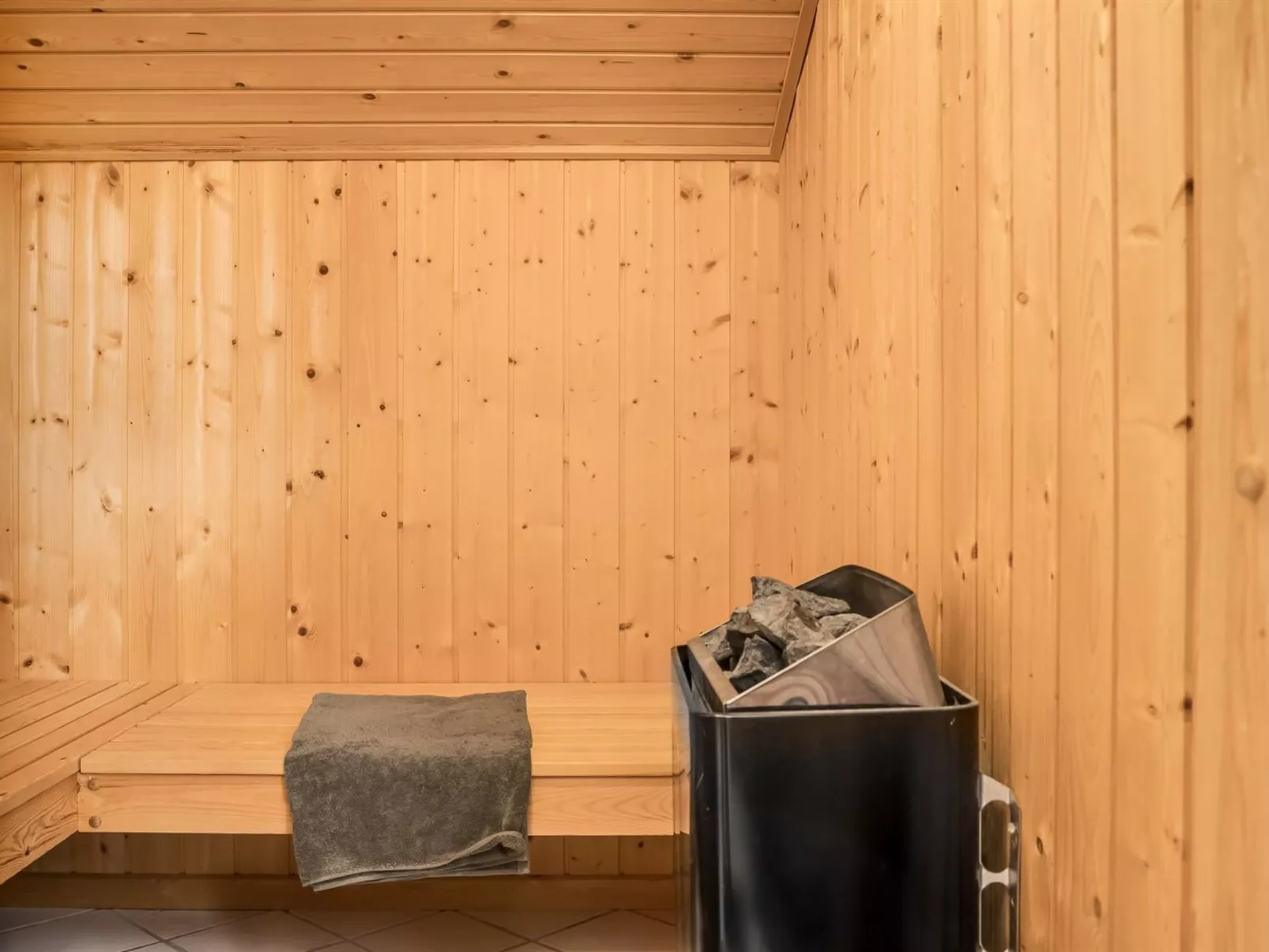 "Ofrath" - 350m from the sea-Binnen