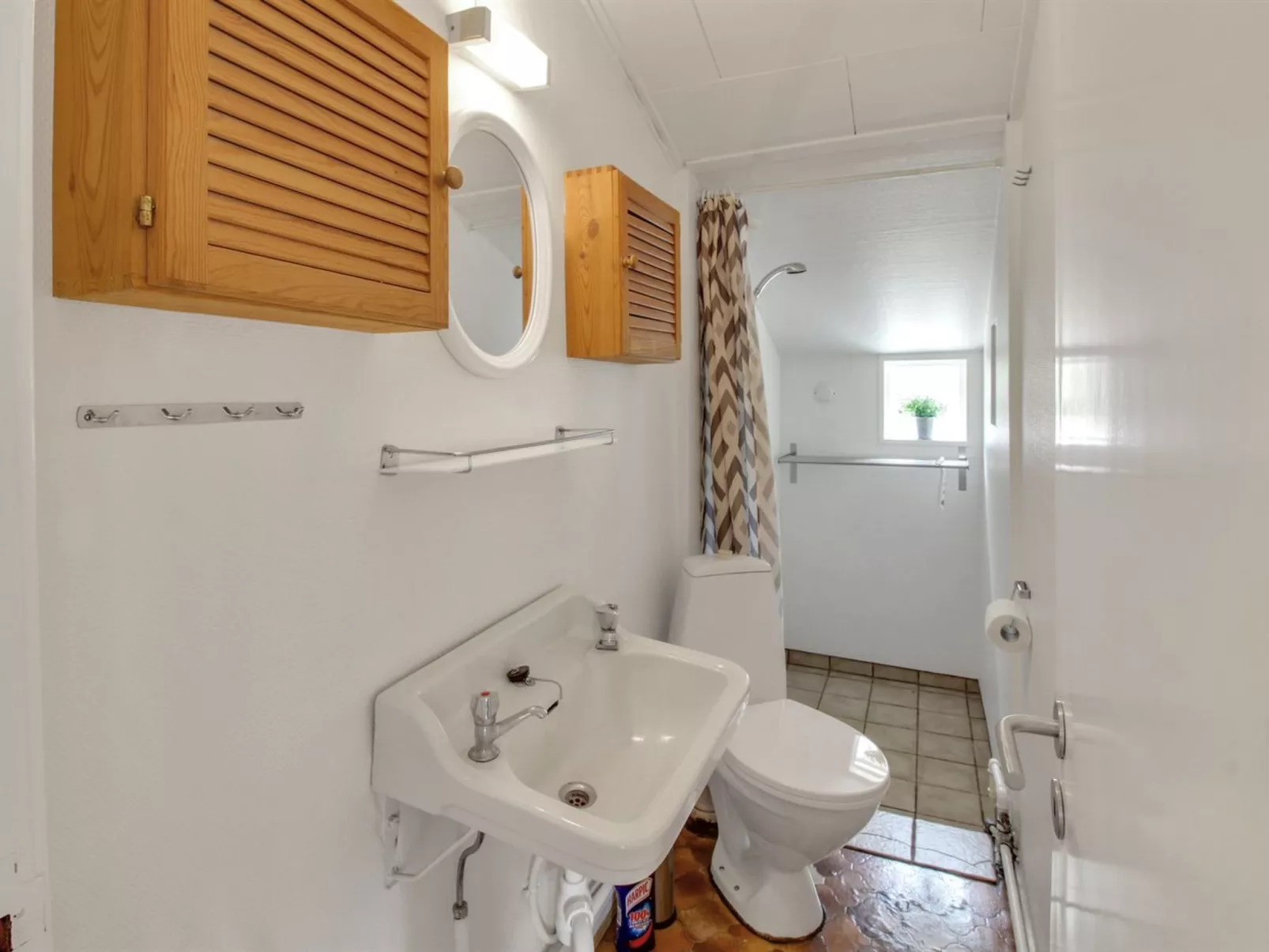 "Tirsa" - 3.9km from the sea-Binnen