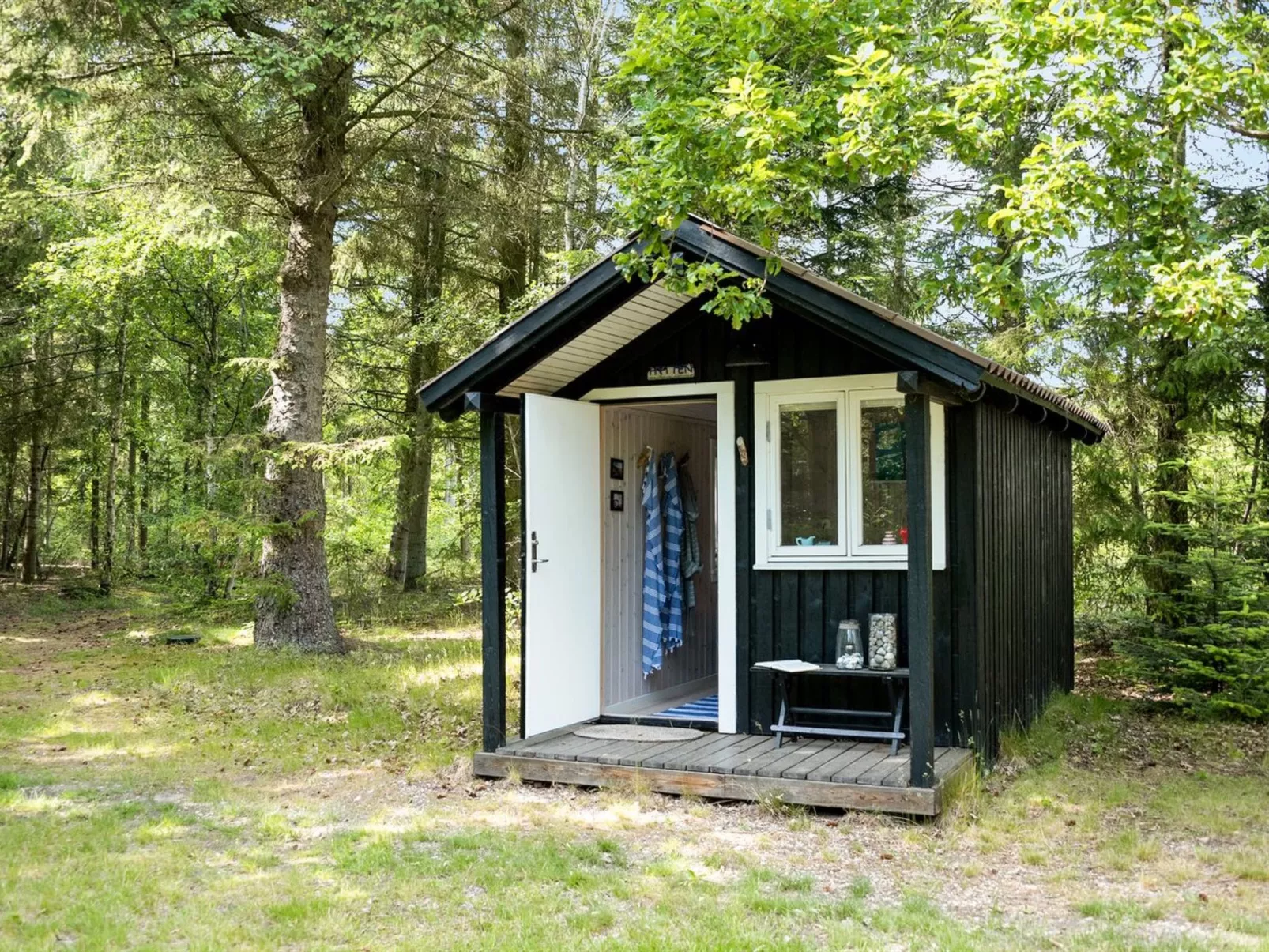 "Alika" - 200m to the fjord-Binnen