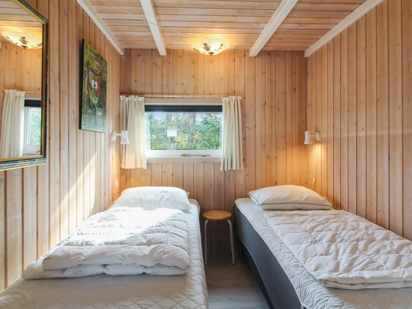 "Akka" - 2km from the sea-Binnen