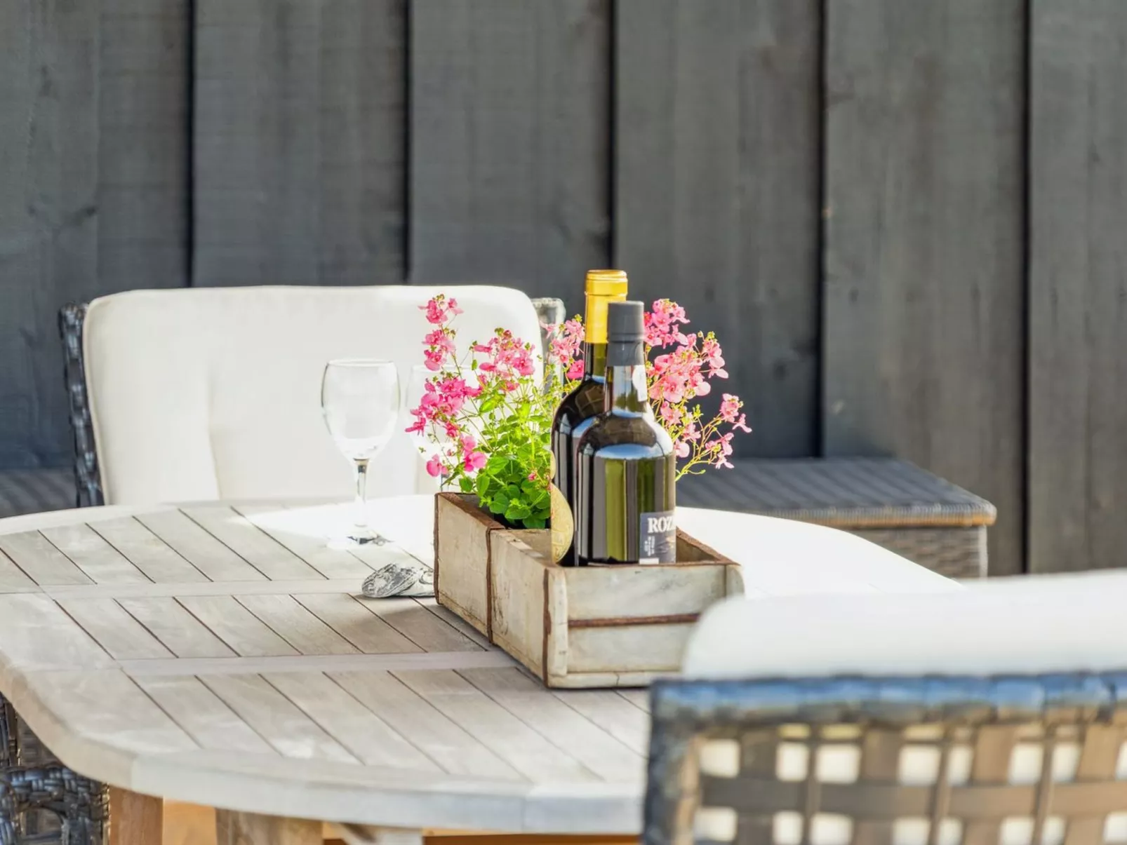 "Danica" - 175m from the sea-Buiten