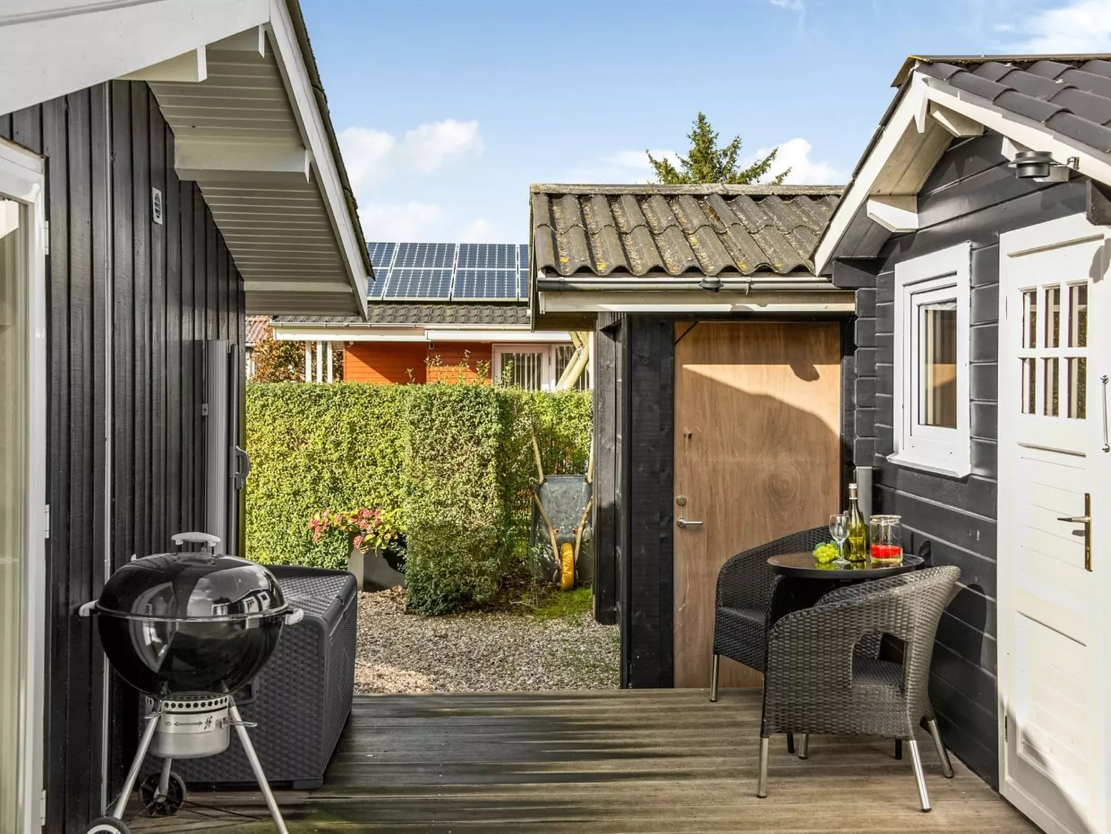 "Florina" - 700m from the sea-Buiten