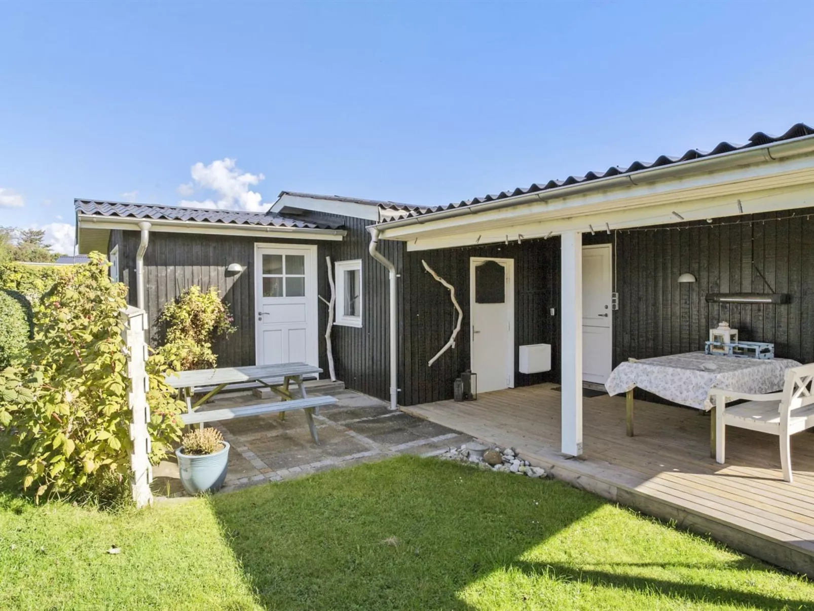 "Sinika" - 400m from the sea-Buiten