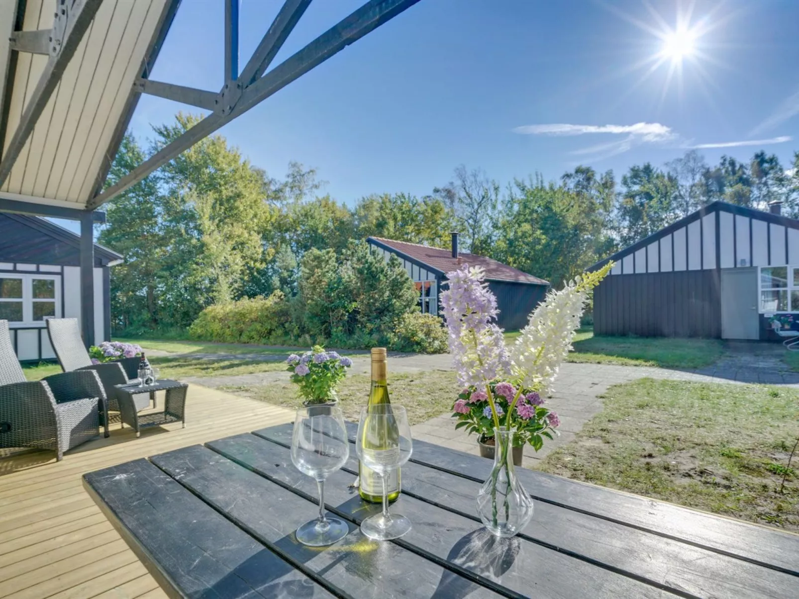 "Bergit" - 55m from the sea-Buiten