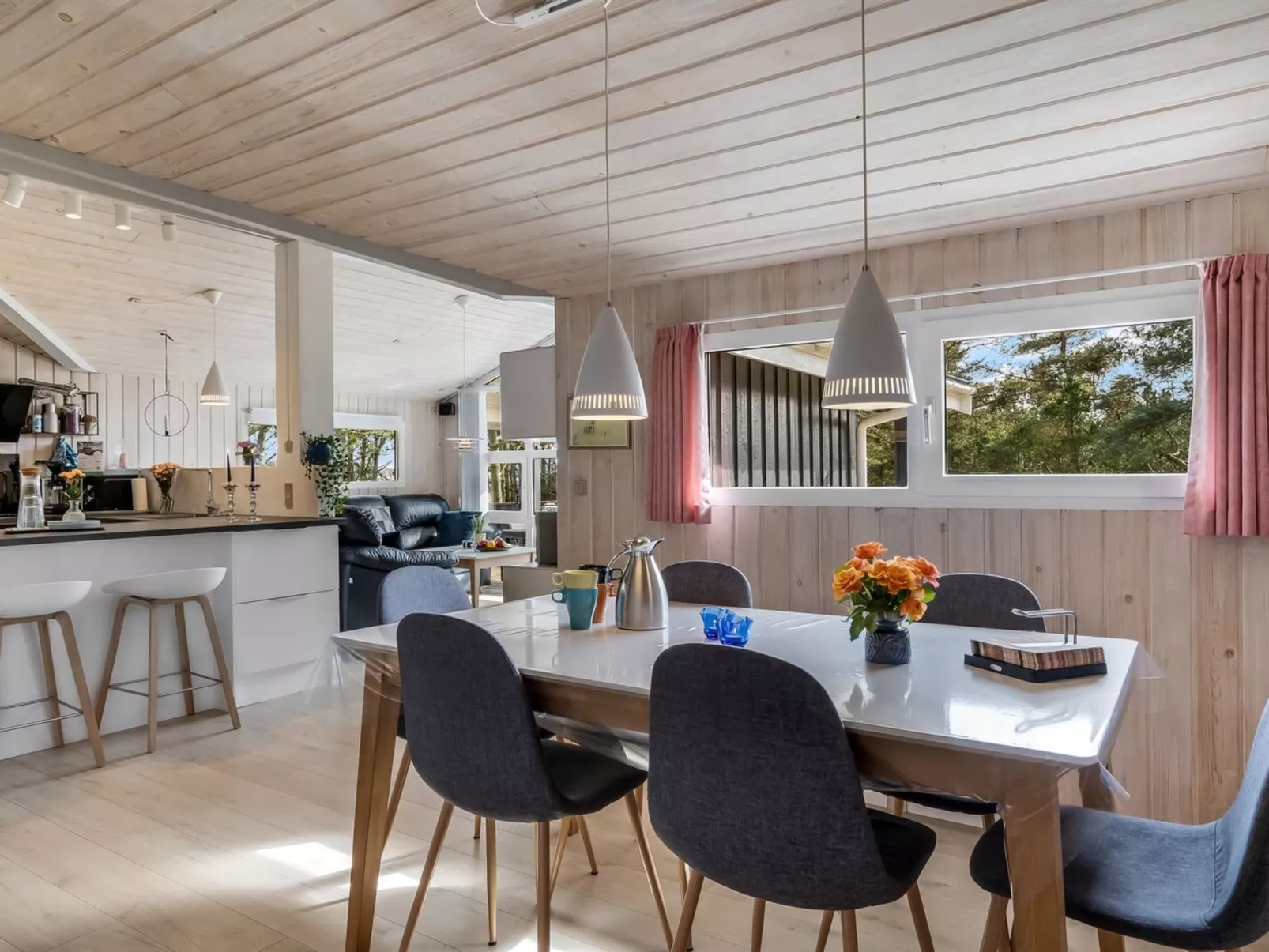 "Richardine" - 850m from the sea-Binnen