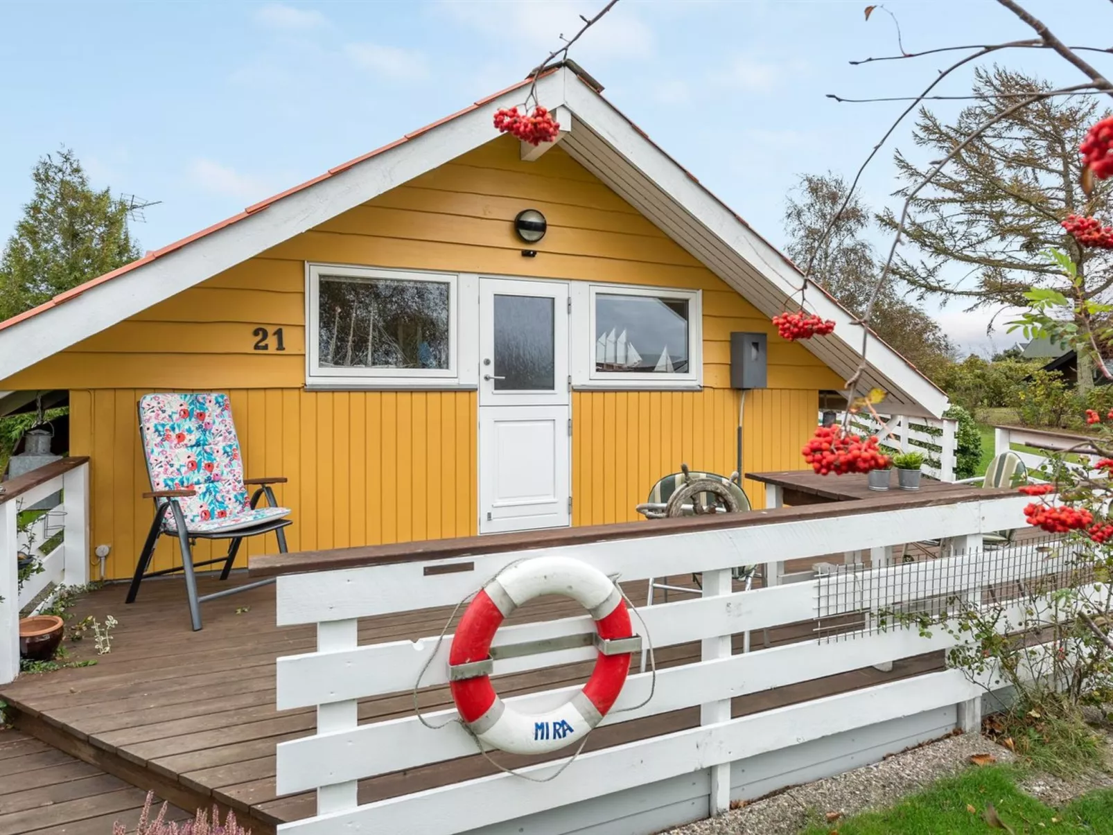 "Hjalmine" - 250m from the sea-Buiten