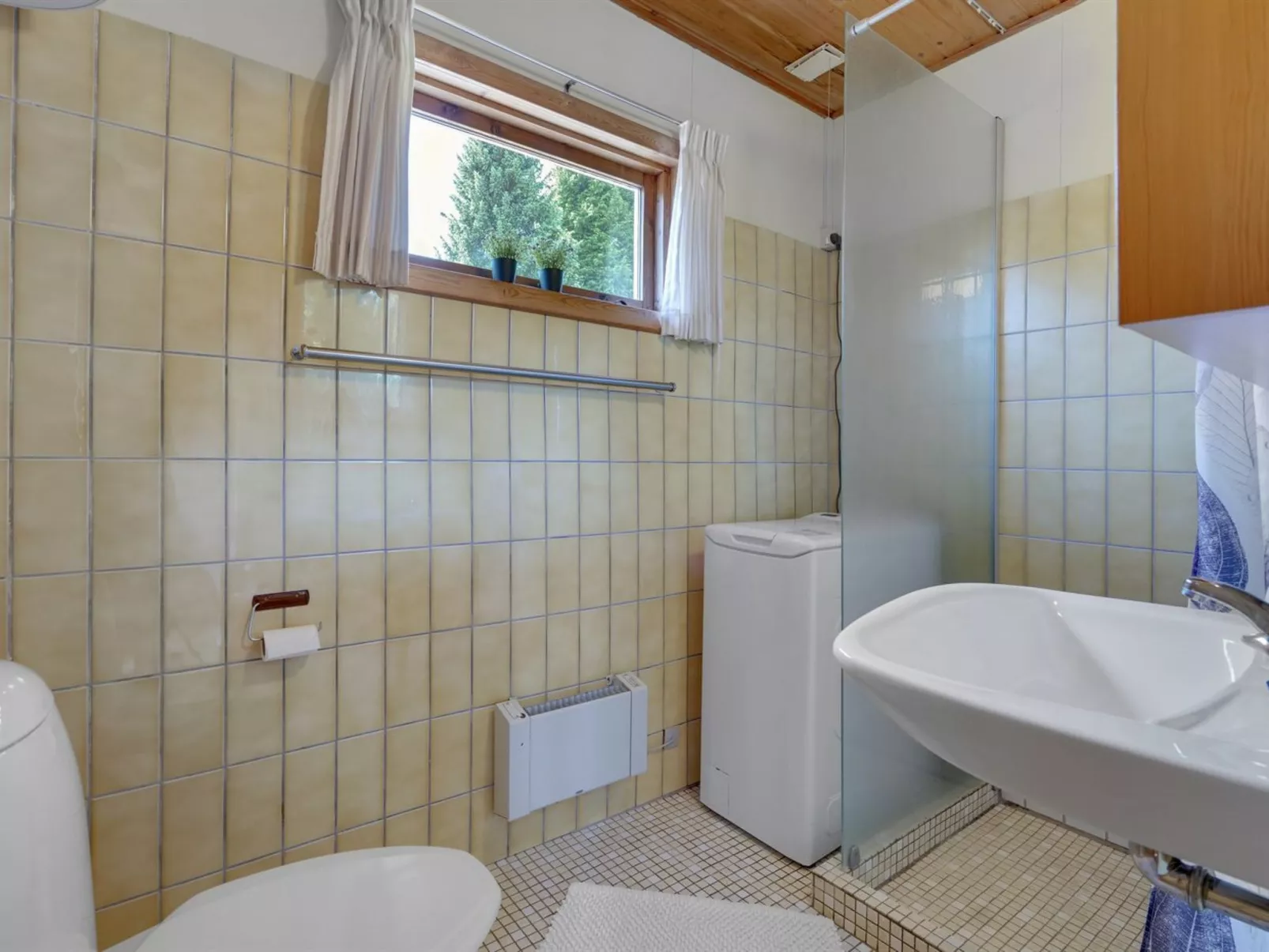 "Hege" - 450m from the sea-Binnen