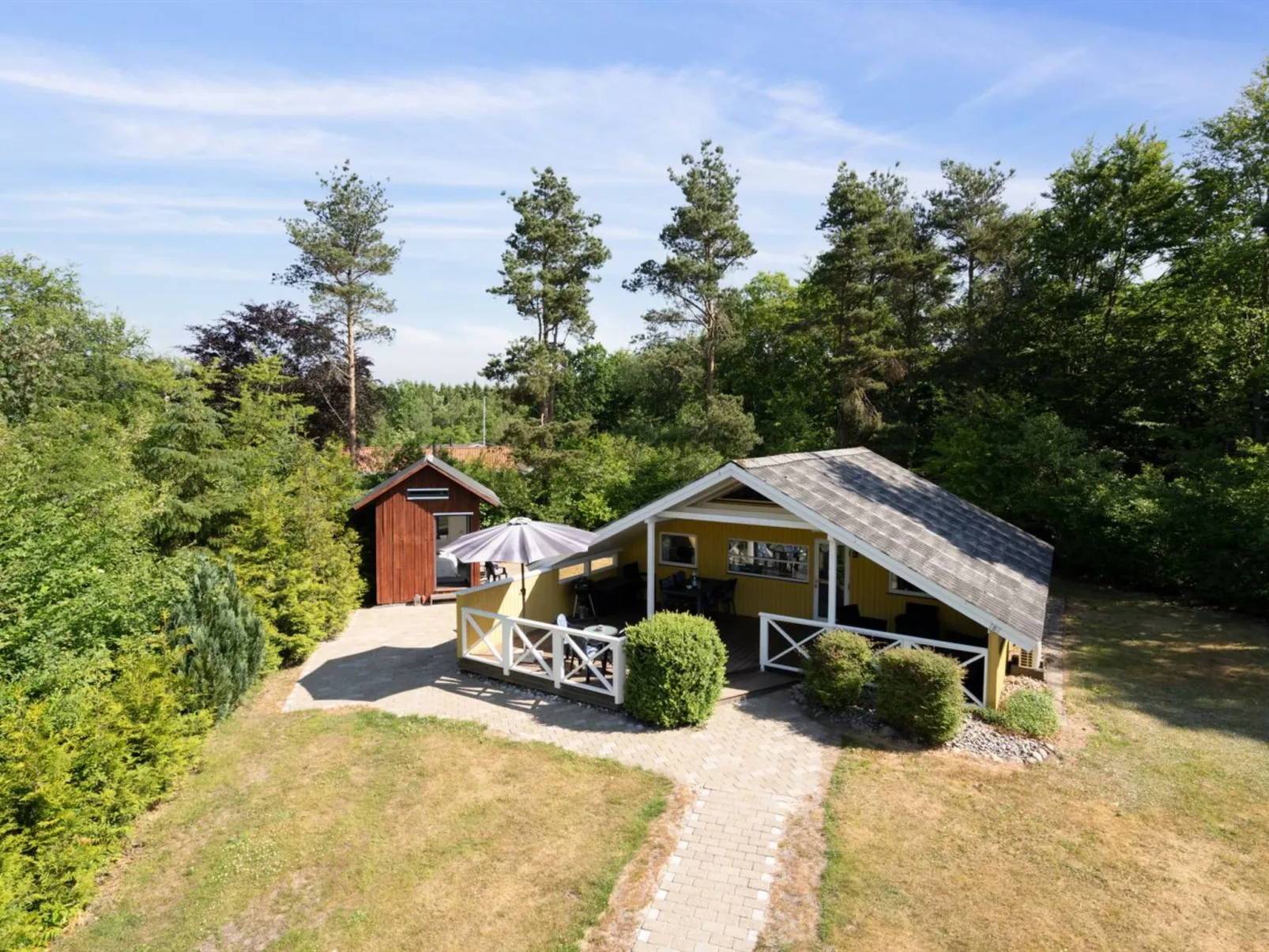 "Hannelise" - 30km from the sea-Buiten